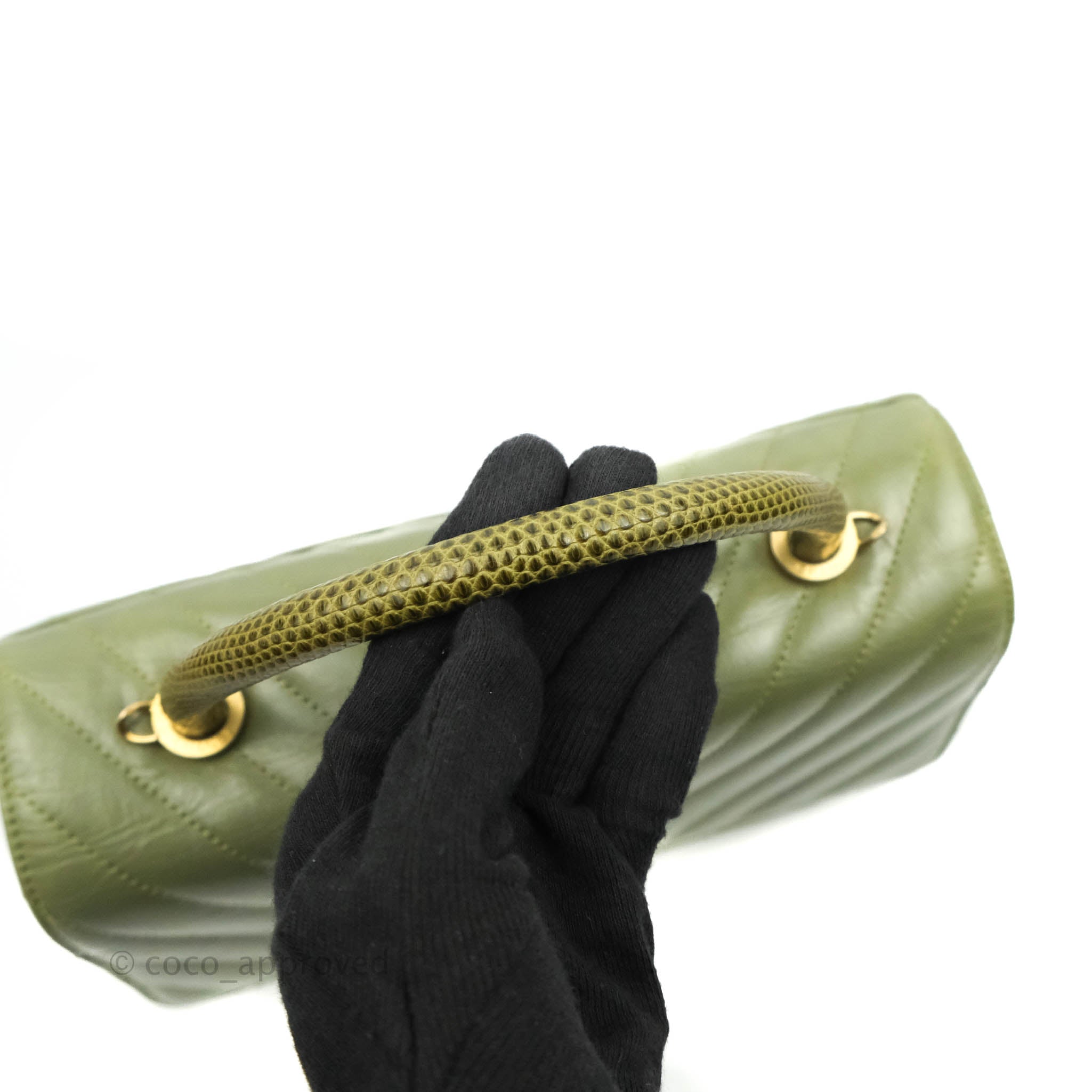 Chanel Calfskin Chevron Quilted Medium Coco Handle Flap Beige SPB-JB 312718