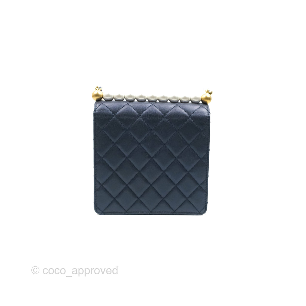 Chanel Quilted Chic Pearls Flap Iridescent Navy Lambskin Aged Gold Hardware