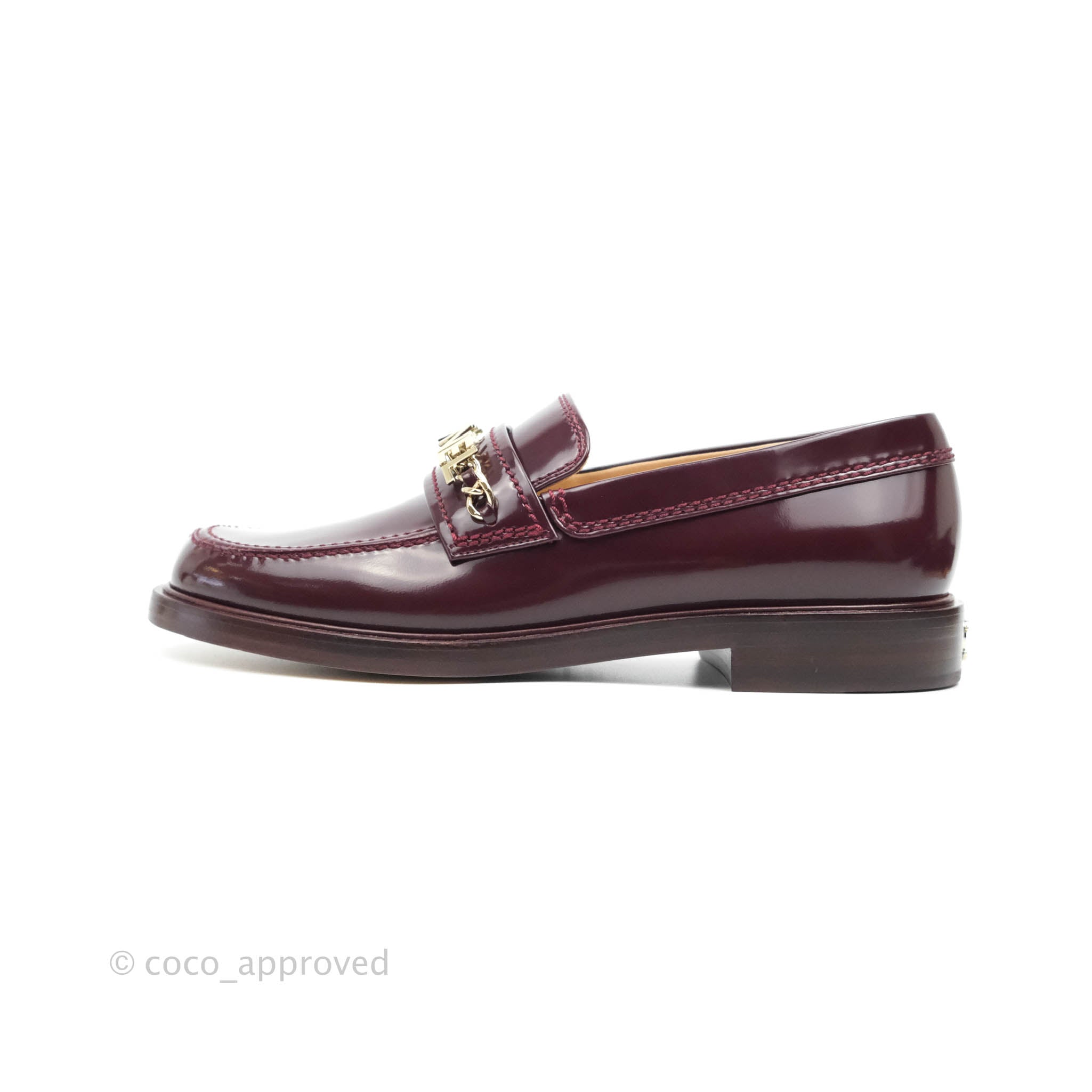 Chanel Patent Calfskin Bordeaux Loafers 21S Size 37 – Coco Approved Studio