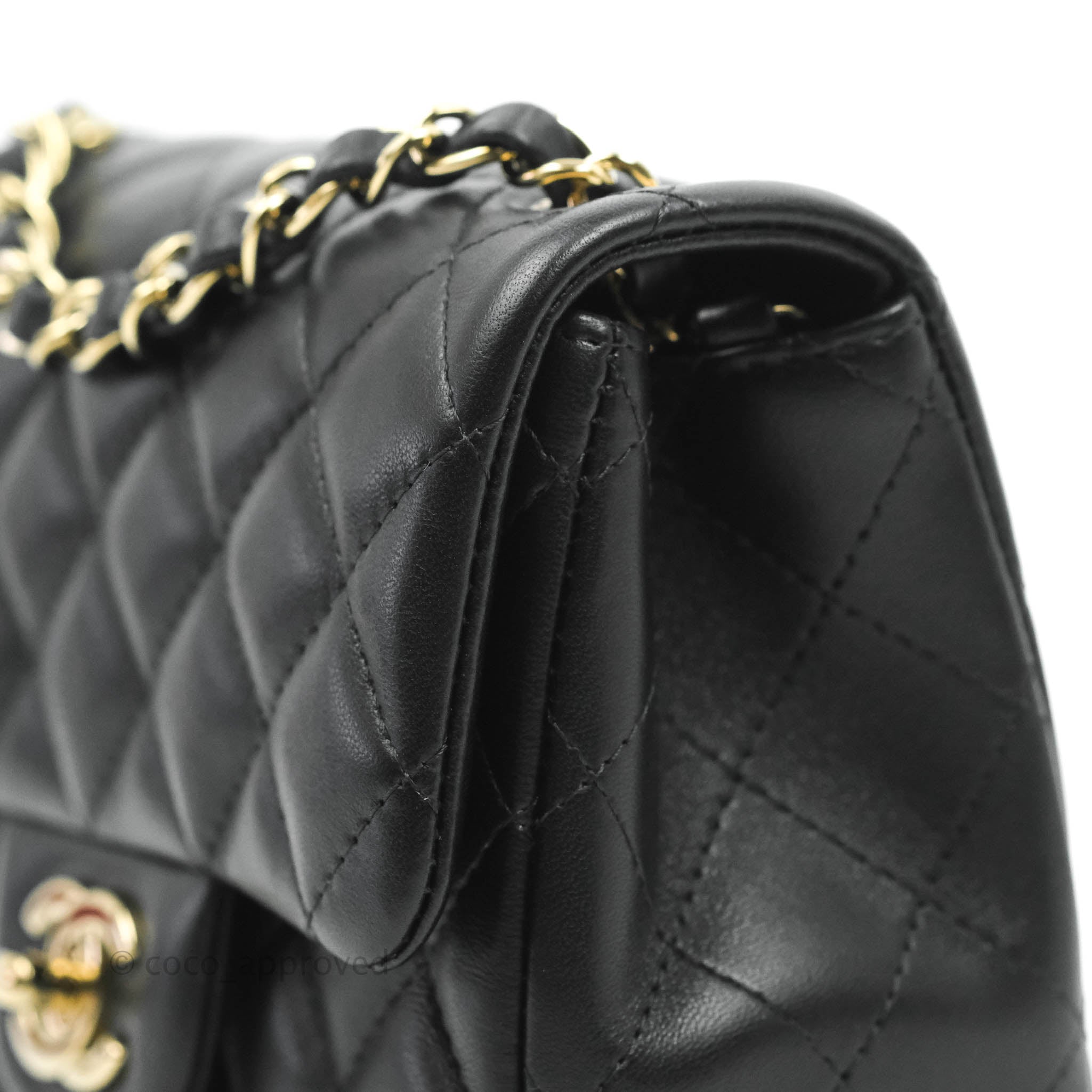 chanel double flap caviar small