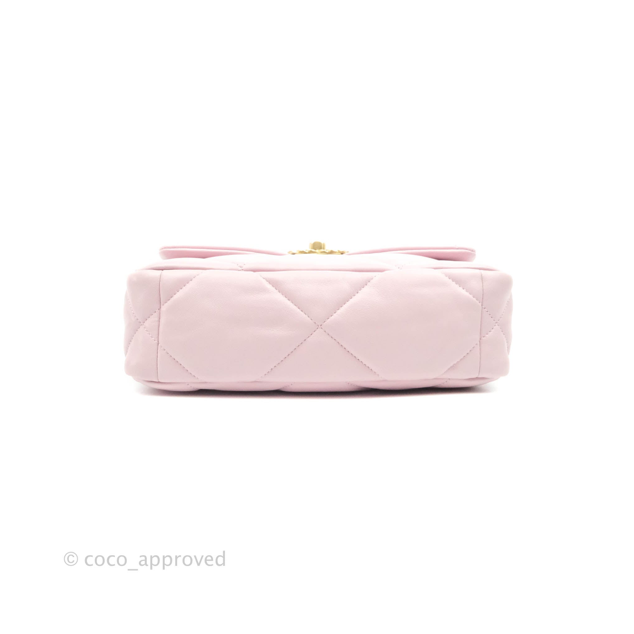 Chanel 19 Small Pink Goatskin – Now You Glow
