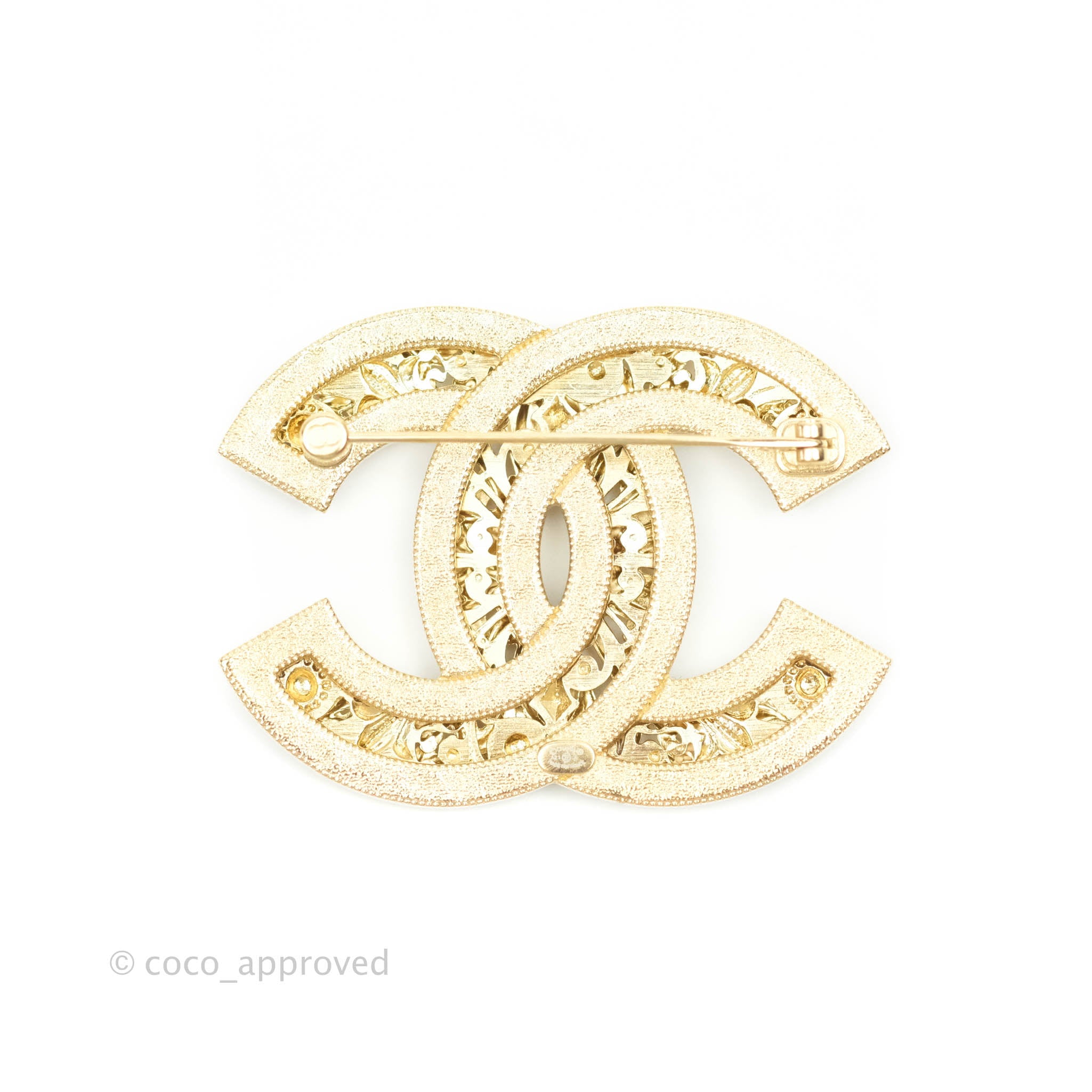 BRAND NEW CHANEL Crystal CC Coco Logo Brooch Pin AB9044 with Receipt