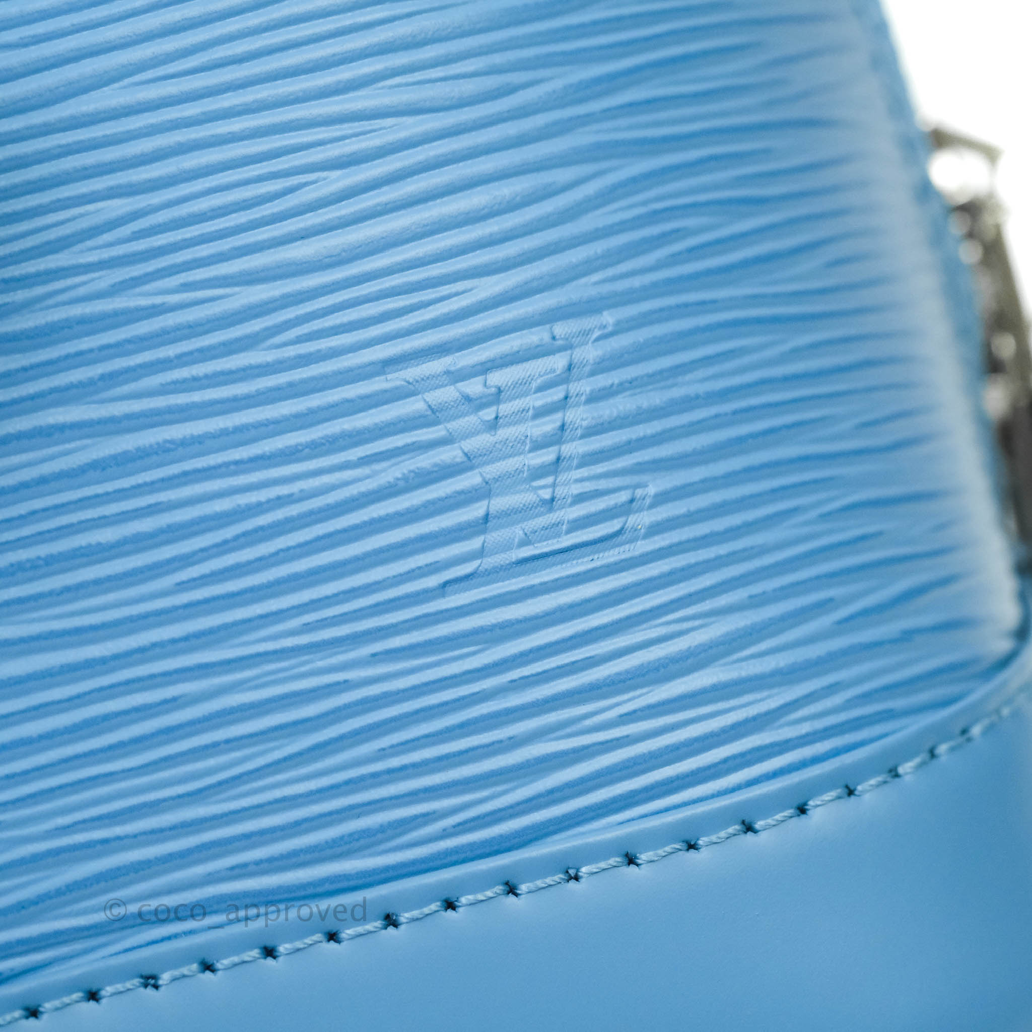 Louis Vuitton Alma Blue Leather ref.350882 - Joli Closet