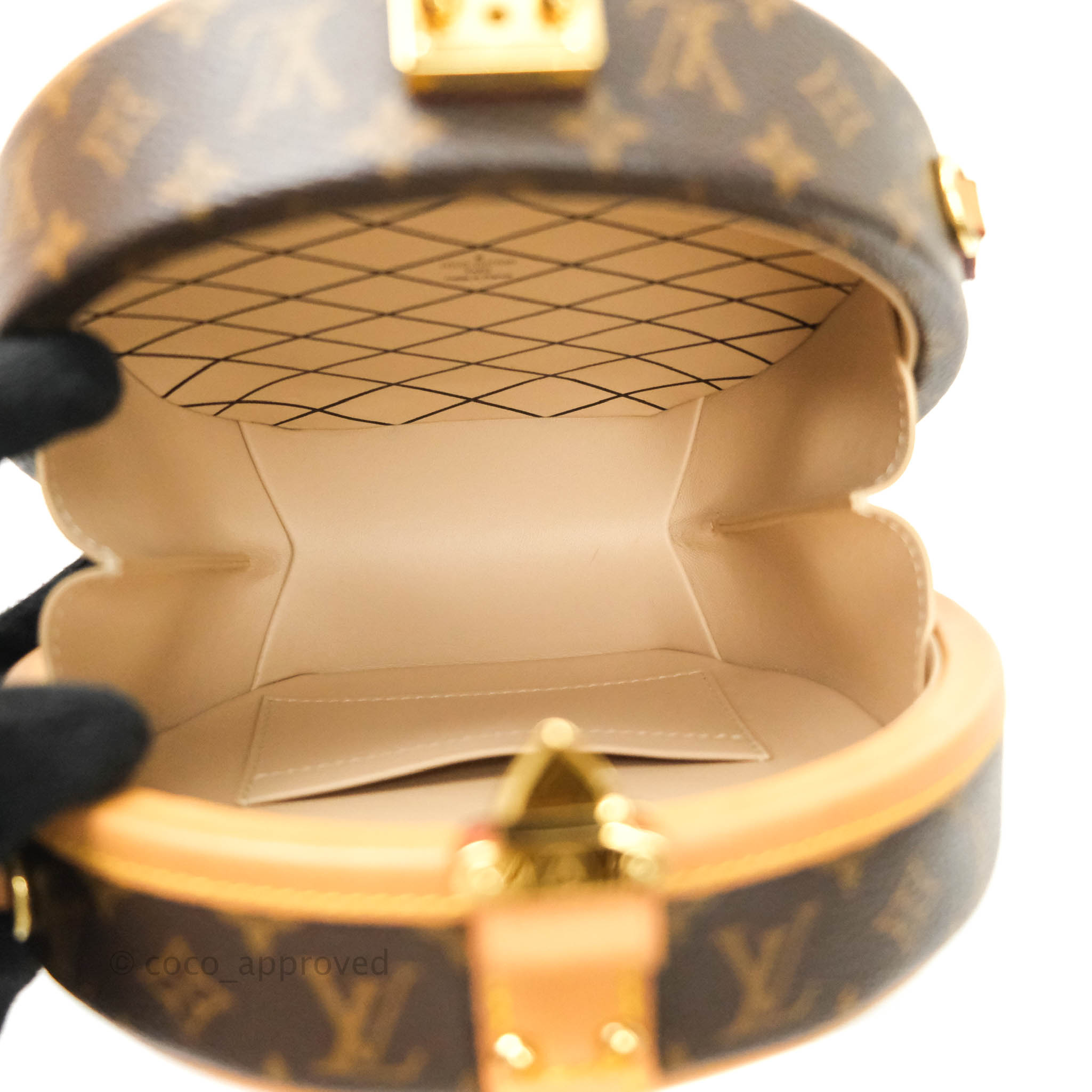 Petite casquette Louis Vuitton!!! - Attention Cournon reprézent!!!