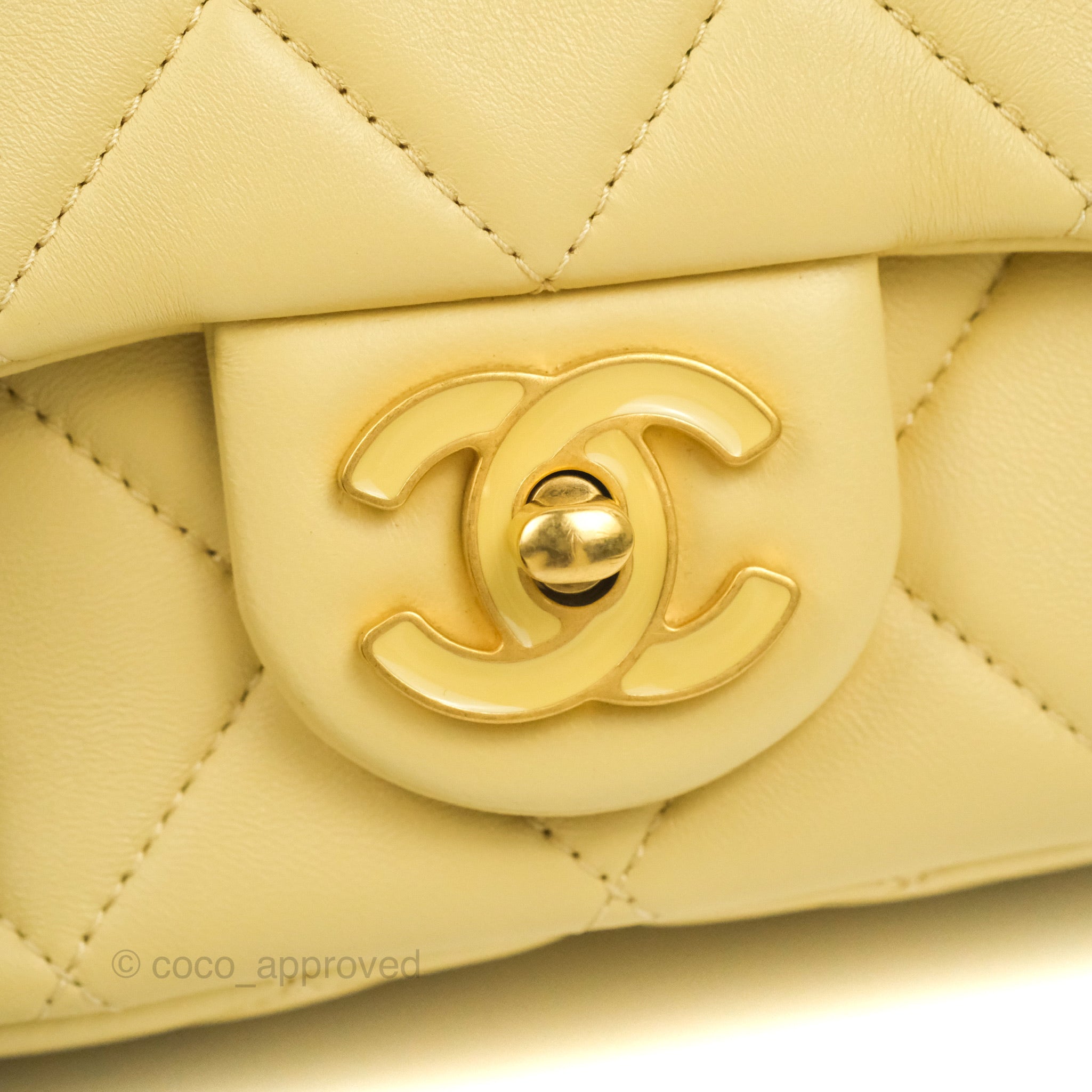 vintage chanel flap bag small white