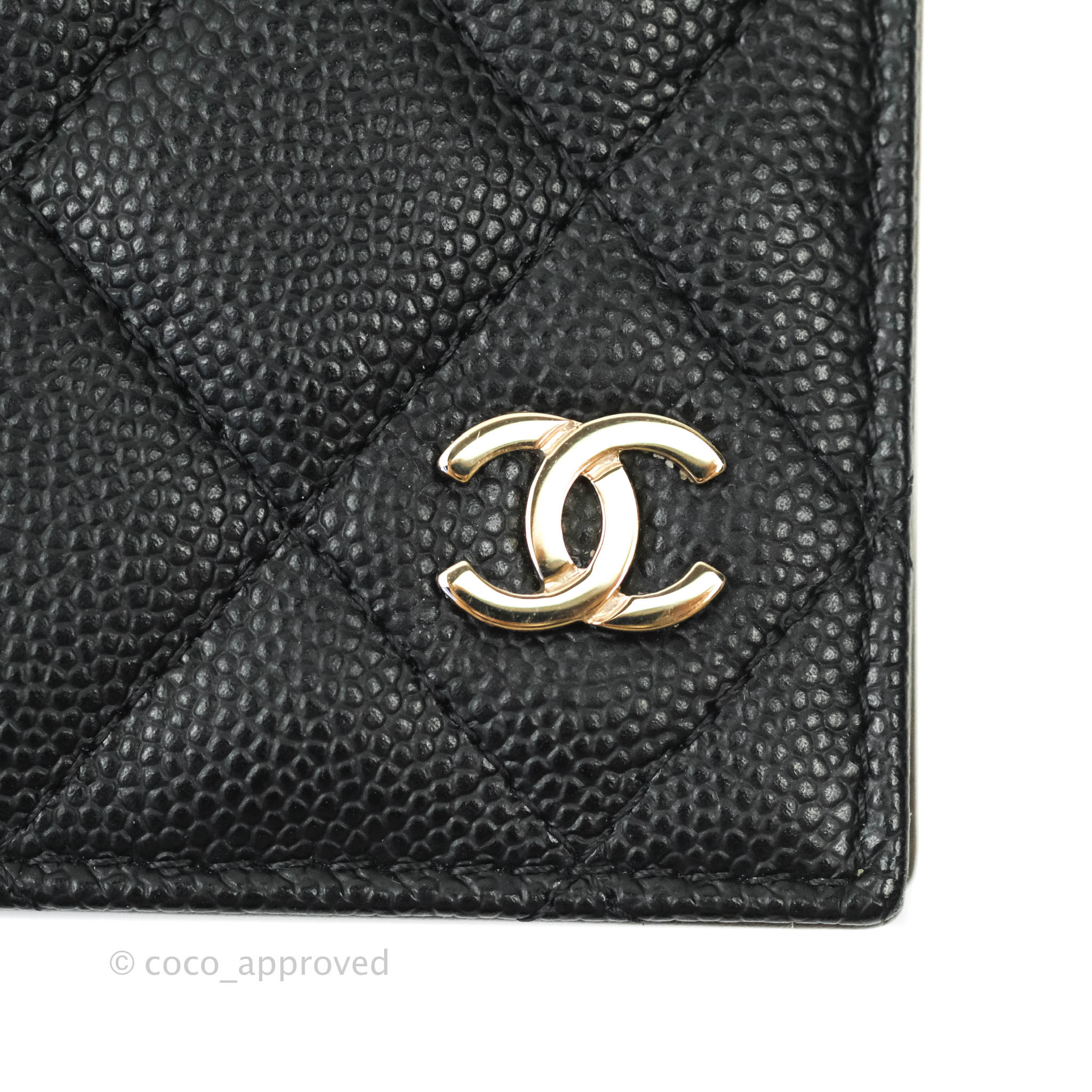안녕✌🏻 on X: Suzy with Chanel Classic Passport Holders Price: $525.00 #suzy  #chanel #fashion  / X