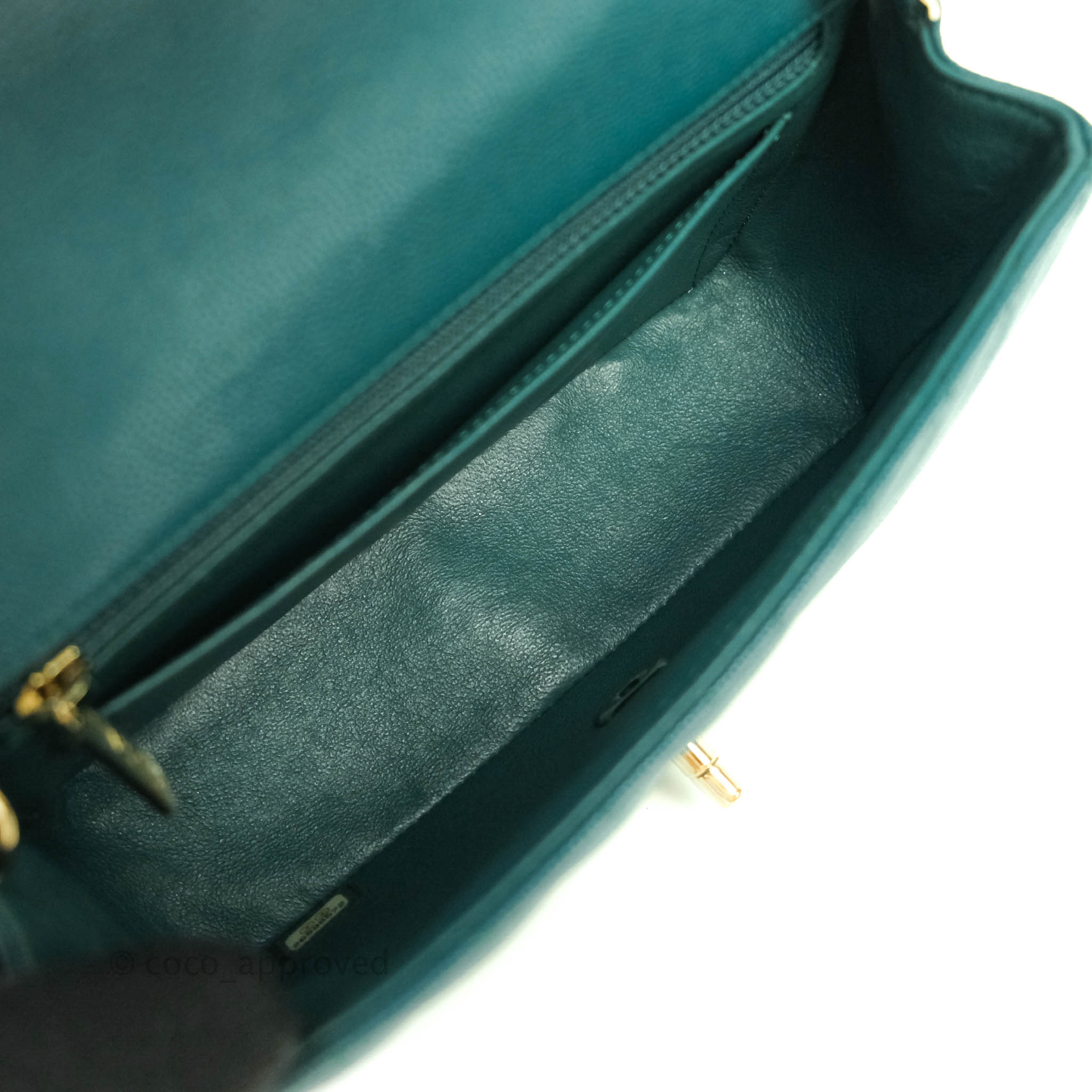 Chanel Chevron Mini Flap Bag Beige Caviar – ＬＯＶＥＬＯＴＳＬＵＸＵＲＹ