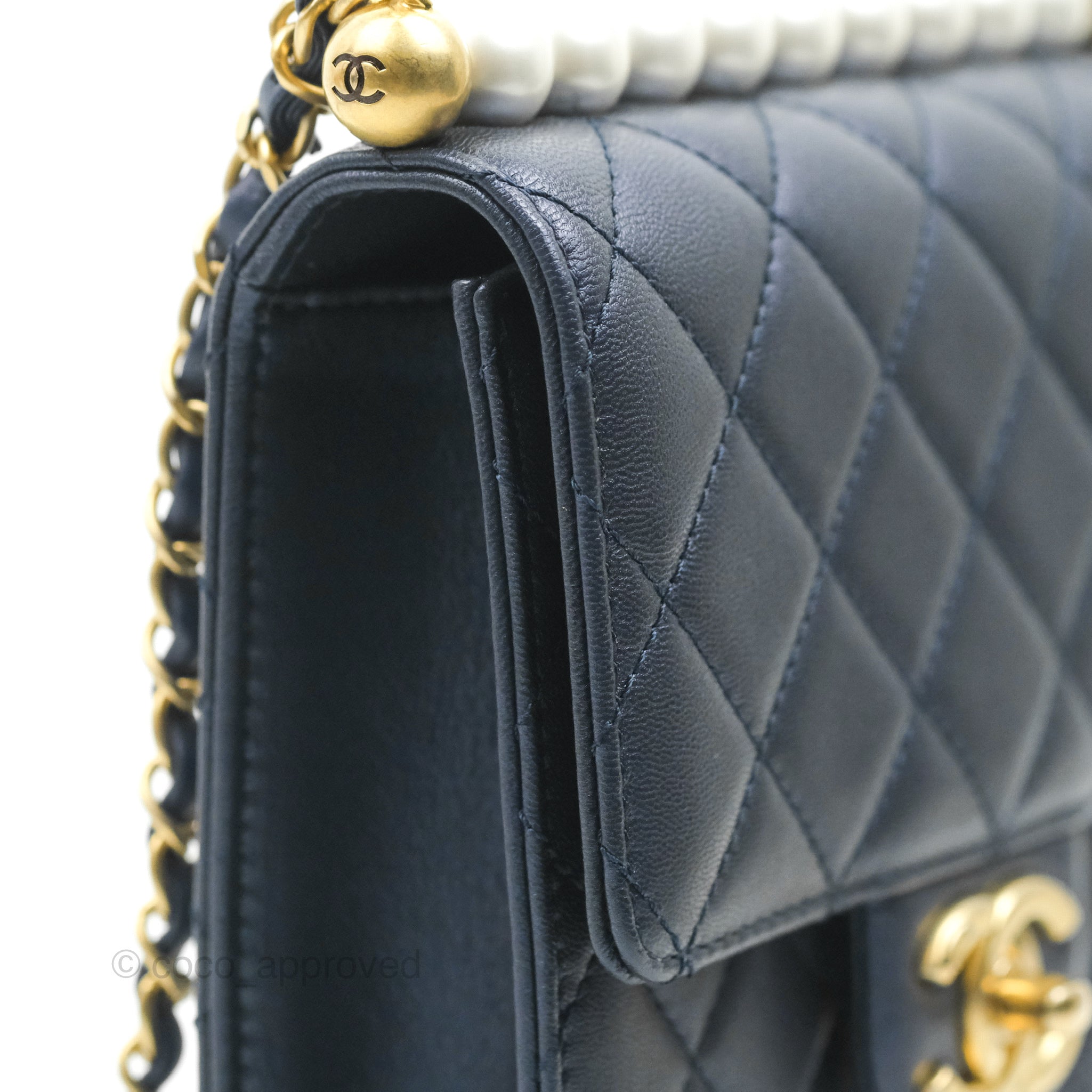 Chanel Quilted Chic Pearls Flap Iridescent Navy Lambskin Aged Gold