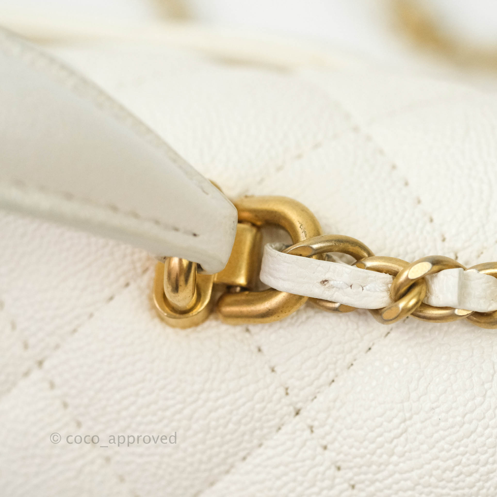 Chanel White Quilted Lambskin Pearl Crush Mini Flap Bag Gold Hardware, 2022  Available For Immediate Sale At Sotheby's