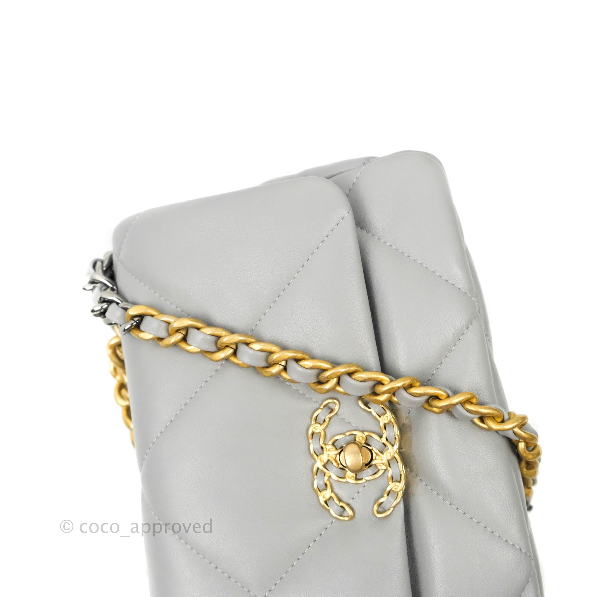 Chanel 19 O Case Small Light Grey Satin - Touched Vintage