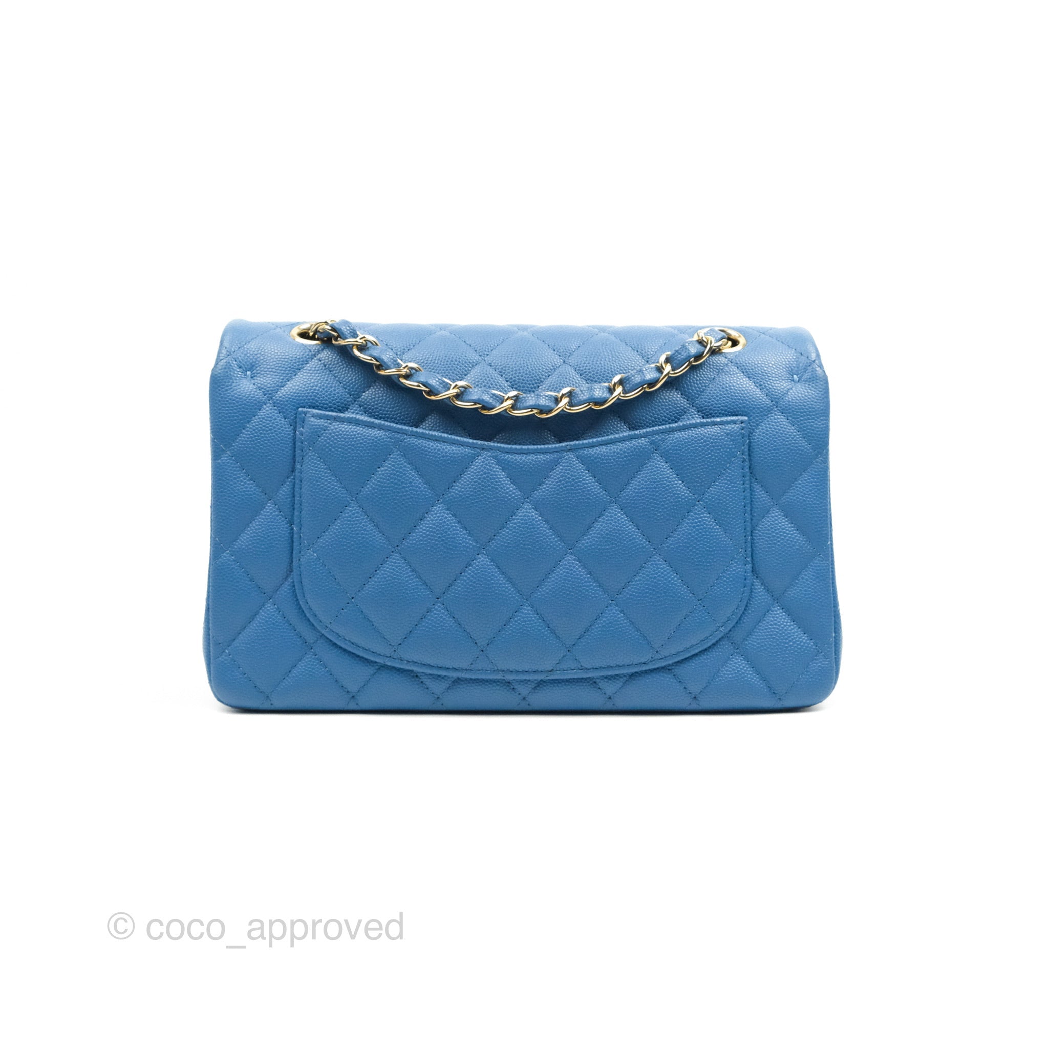 Discover the CHANEL Small Classic Box with Chain Navy Blue Métiers