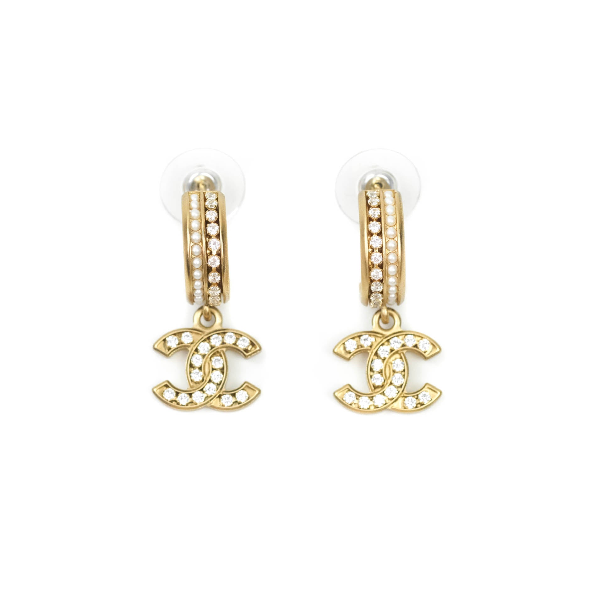 Chanel CC Rhinestone Pearl Drop Earrings Gold Tone 2021 – Coco Approved  Studio