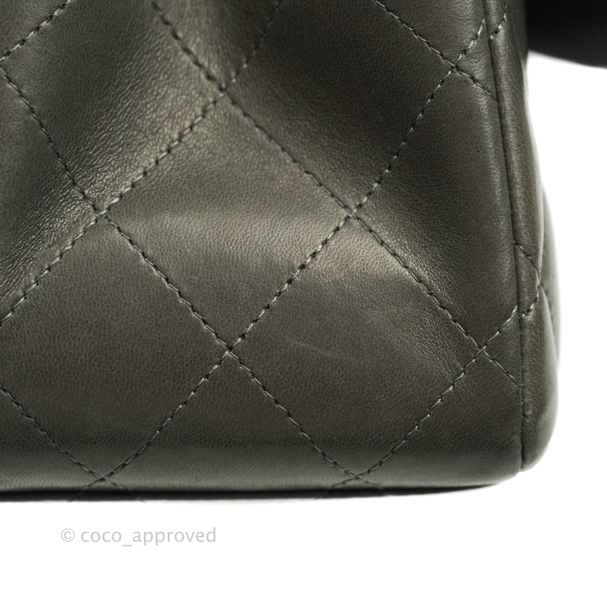 Chanel Classic Single Flap Maxi Grey Lambskin Gun Metal Hardware – Coco  Approved Studio