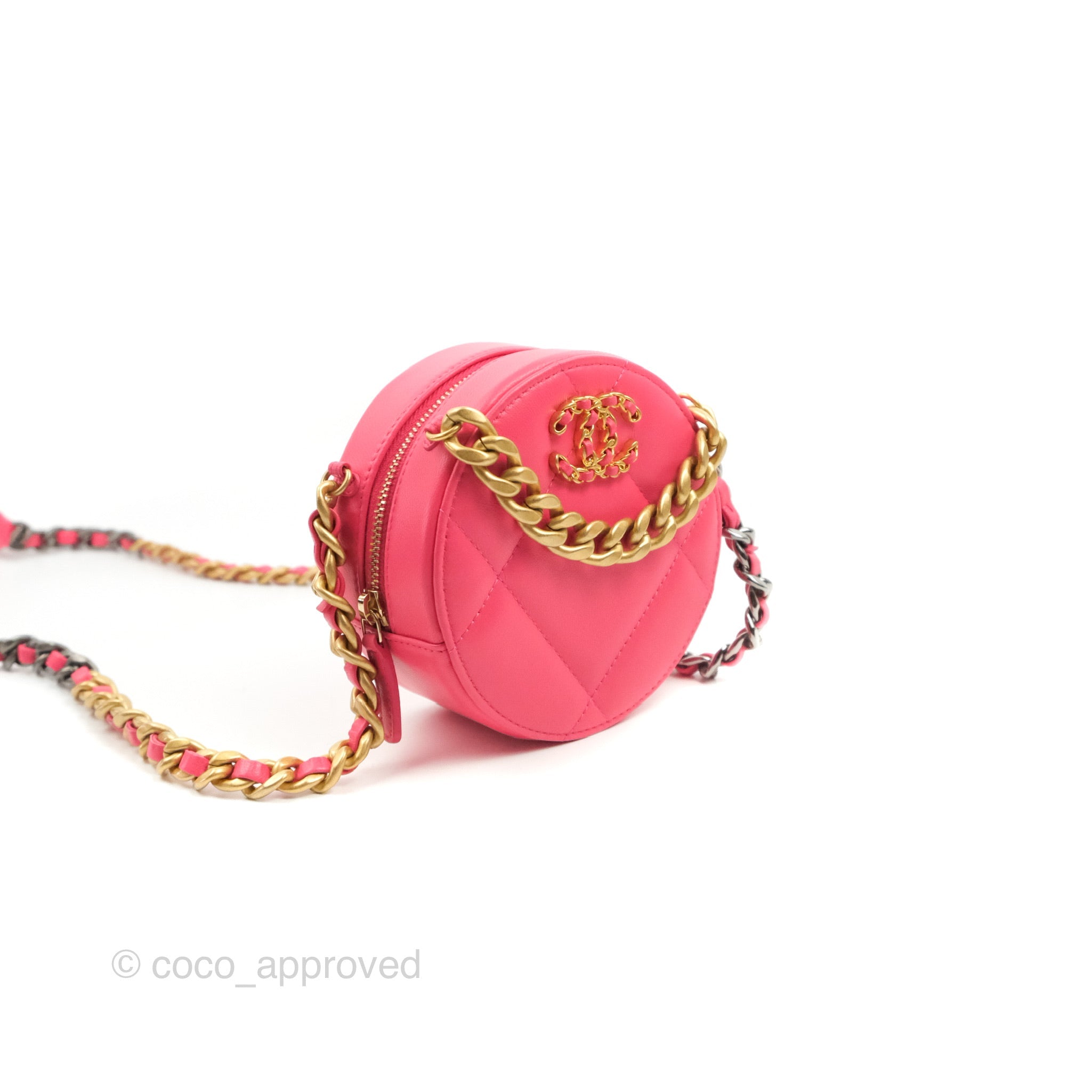 Chanel 19 Round Clutch With Chain Dark Pink Mixed Hardware – Coco Approved  Studio