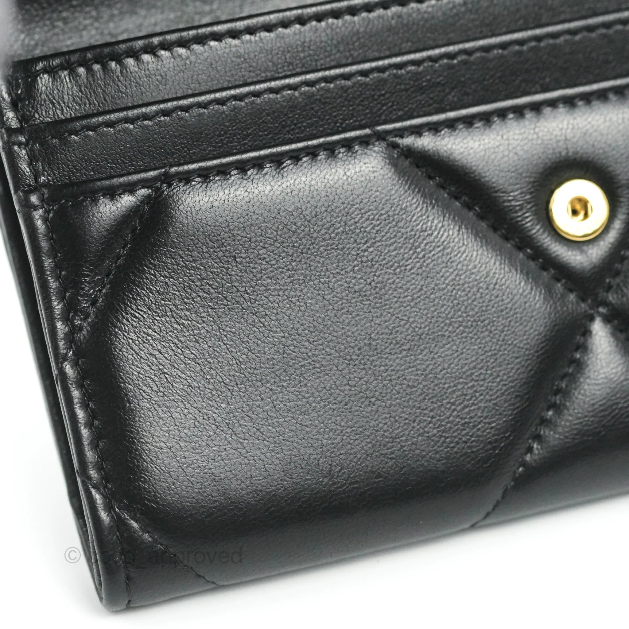 Chanel 19 Zip Card Holder in Black Lambskin GHW