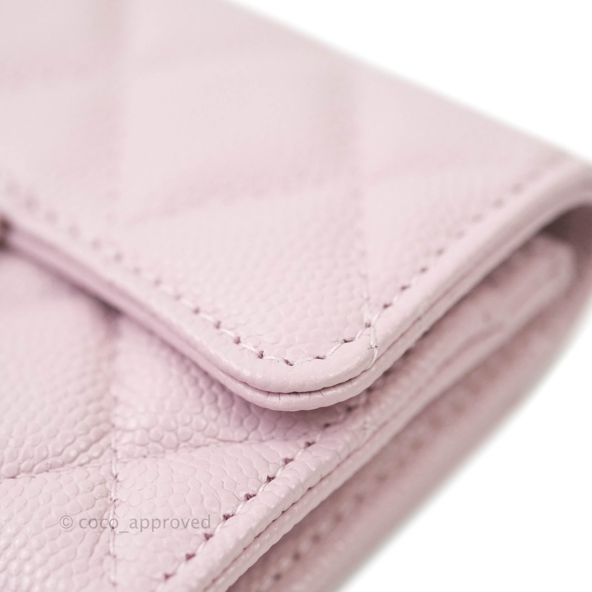Chanel Lilac Pink Caviar Quilted CC Flap Card Holder Gold Hardware, 2023  Available For Immediate Sale At Sotheby's