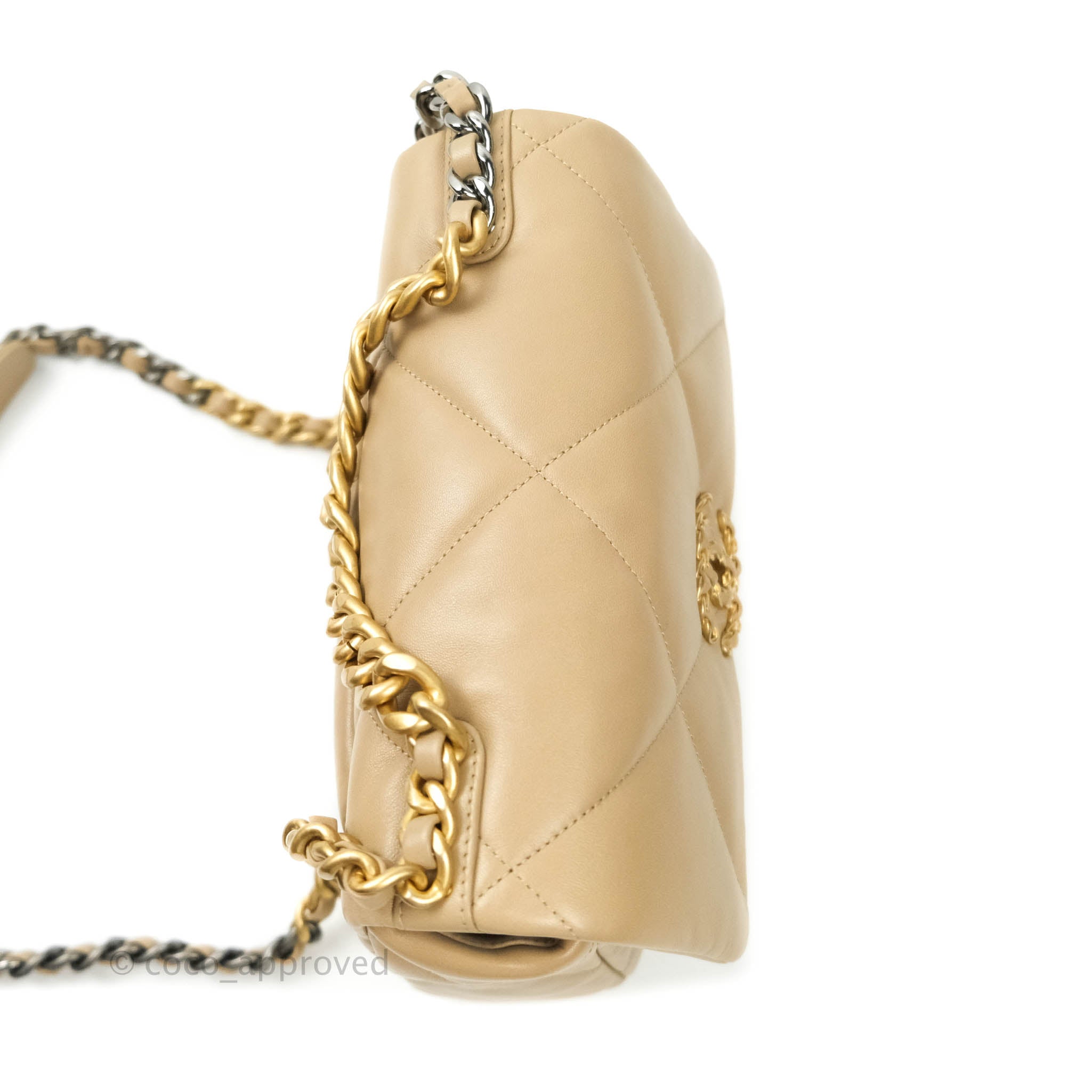 Mua Túi Đeo Chéo Chanel C19 Small Flap Bag In Dark Beige Màu Be - Chanel -  Mua tại Vua Hàng Hiệu h062683