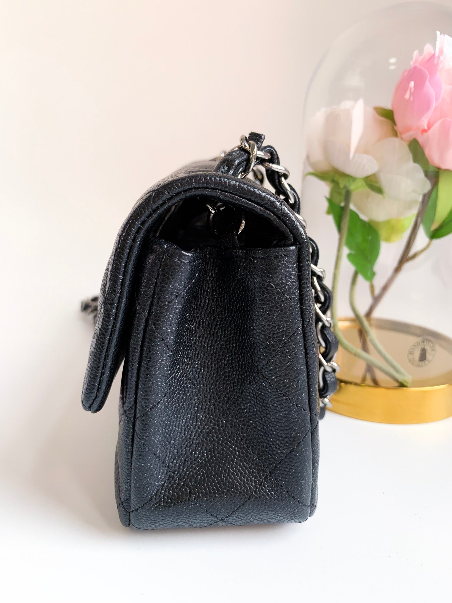 Black And Beige Chanel Bag - 83 For Sale on 1stDibs