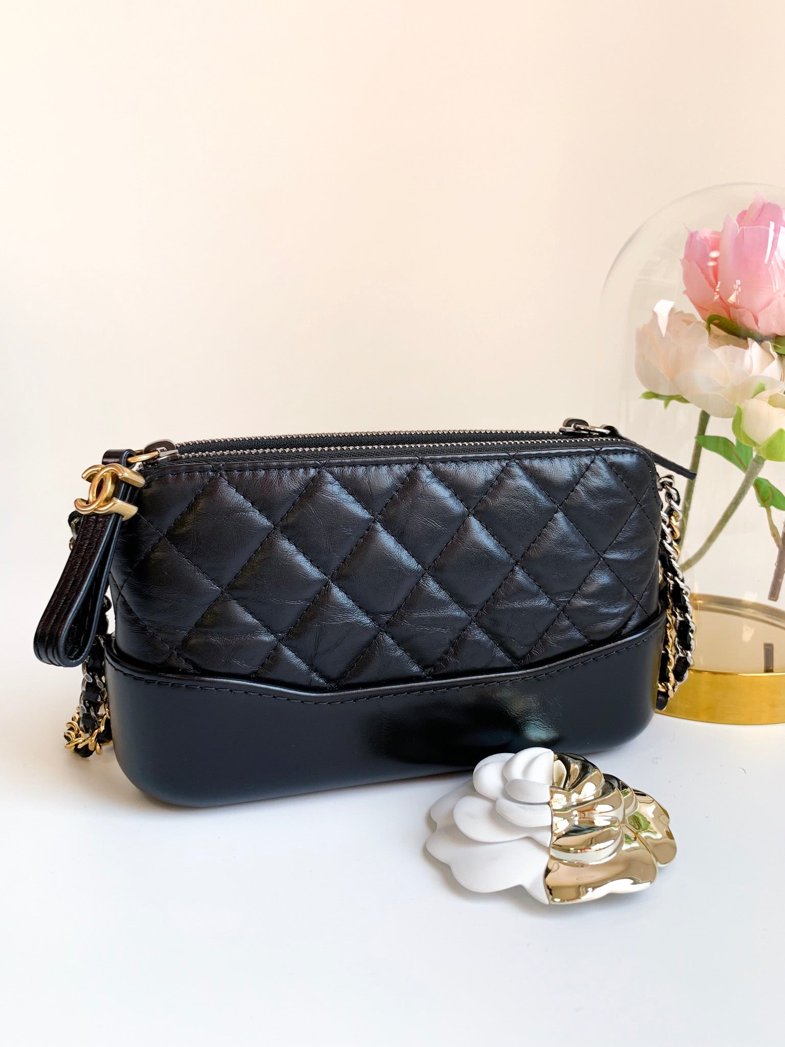 Chanel Croc-Embossed Gabrielle Clutch With Chain – Coco Approved Studio