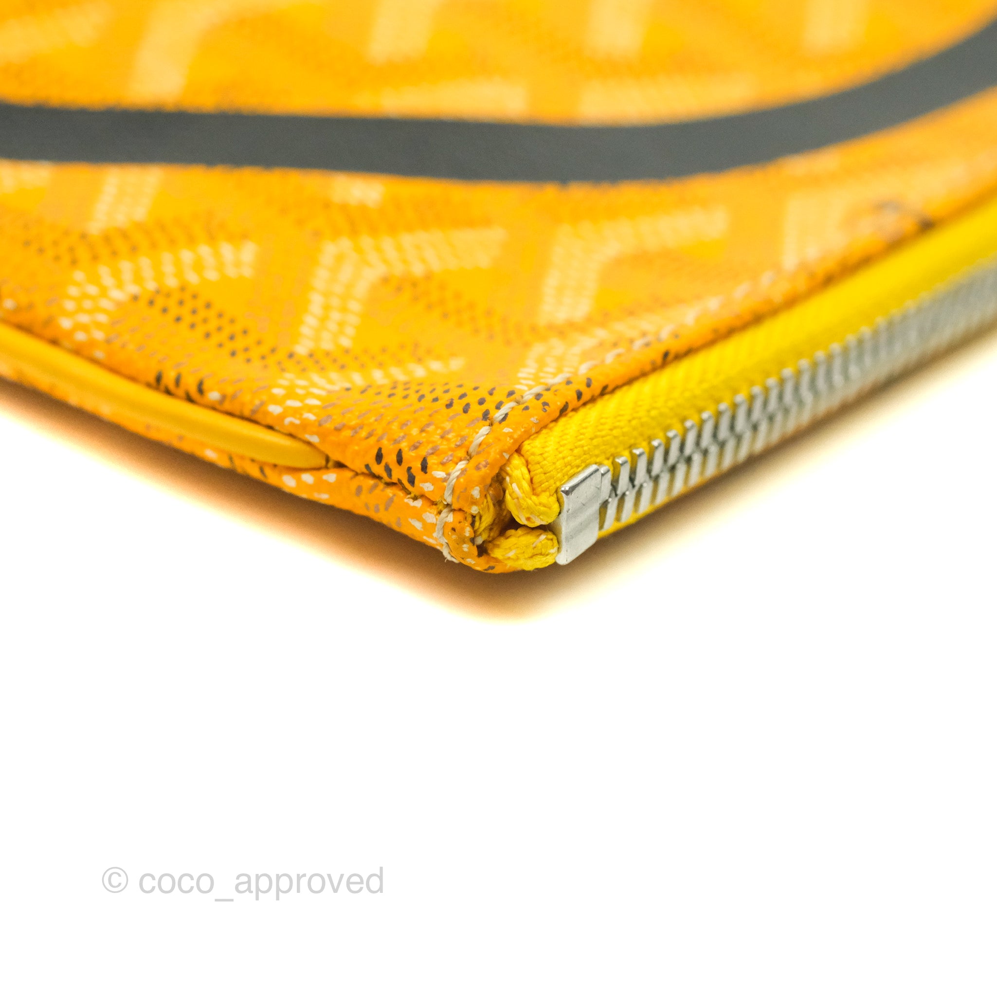 Goyard 2023 Goyardine Conti Zip Pouch w/Tags - Yellow Clutches, Handbags -  GOY37555