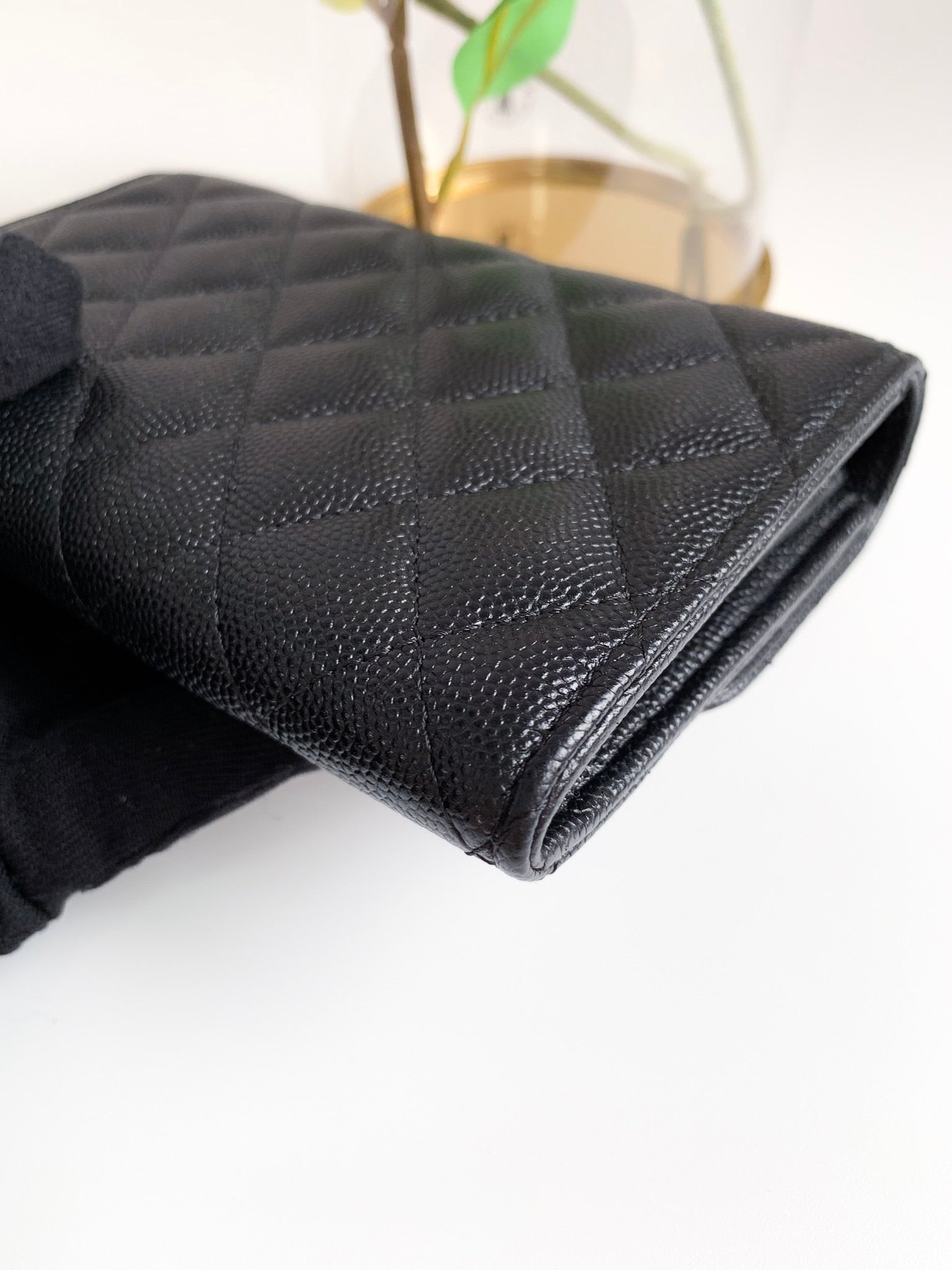 NEW Chanel Caviar Leather Classic Small Zipped Wallet Black Gold