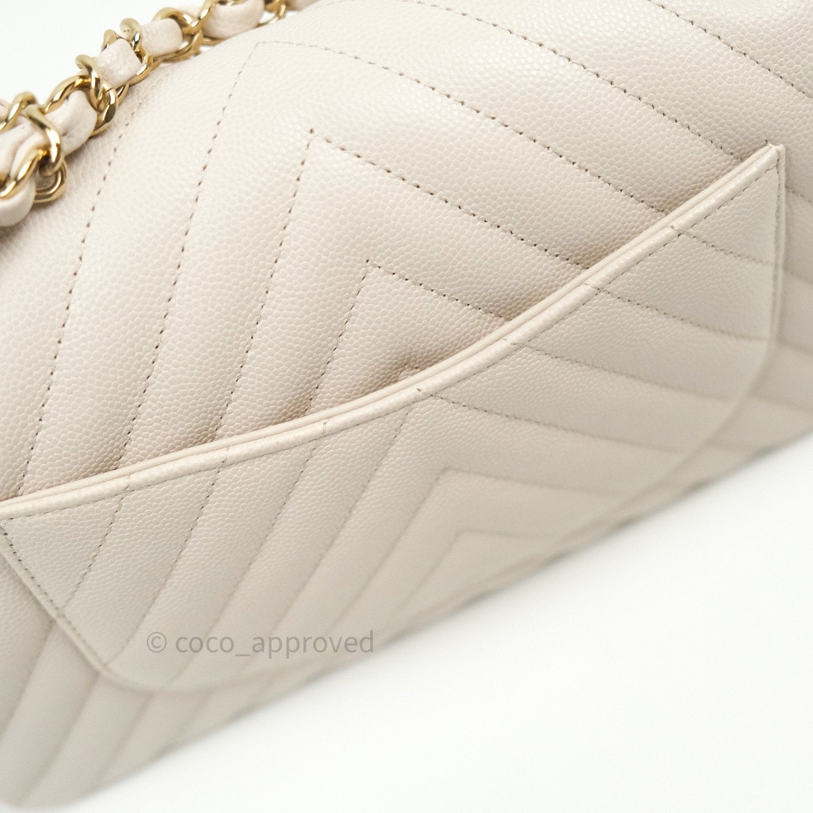 Chanel Classic Flap Ecru / Silver Tone CC Turnlock Crossbody / Shoulder Bag