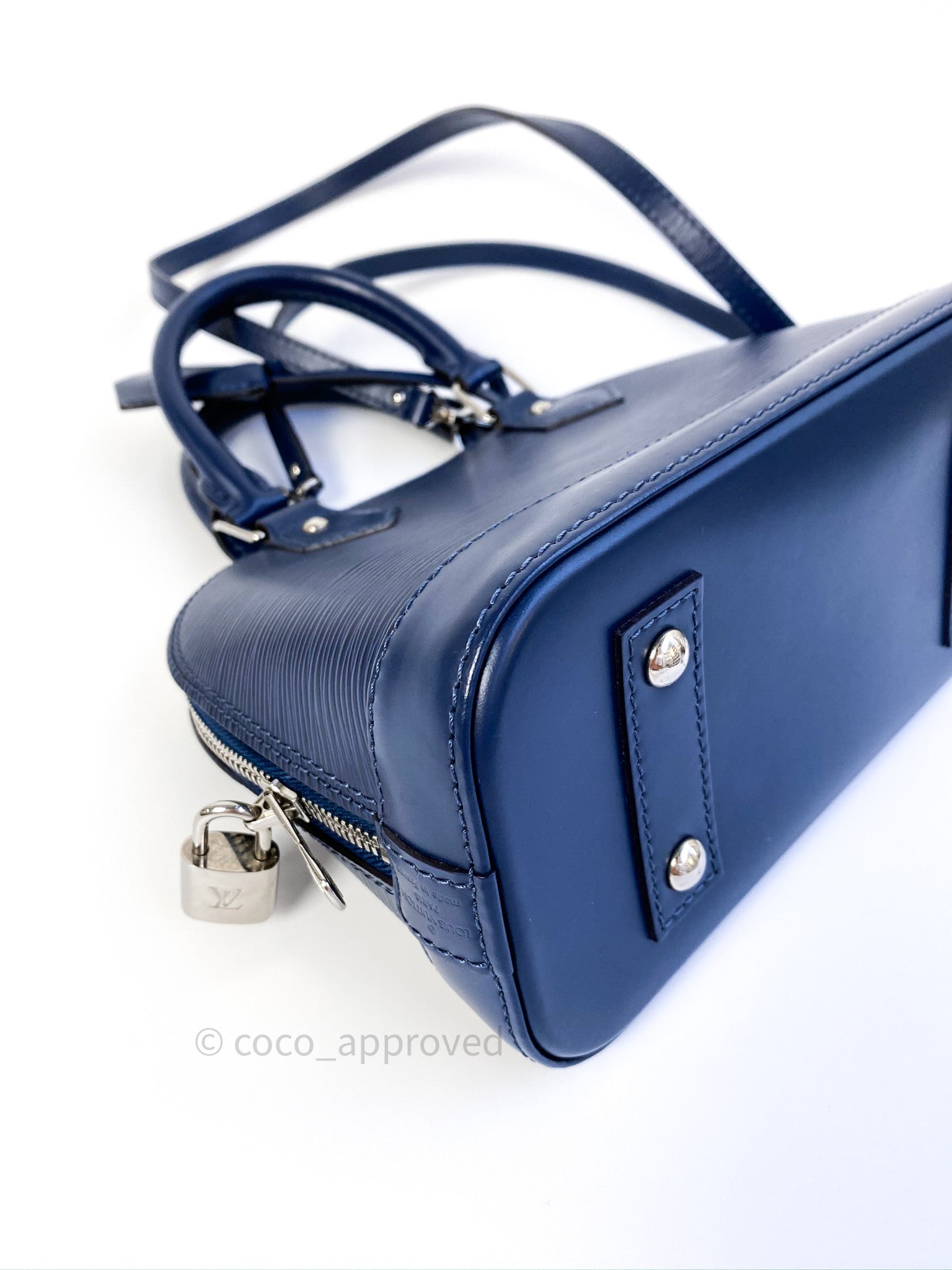 Louis Vuitton Epi Indigo Blue Alma GM Bag – Season 2 Consign