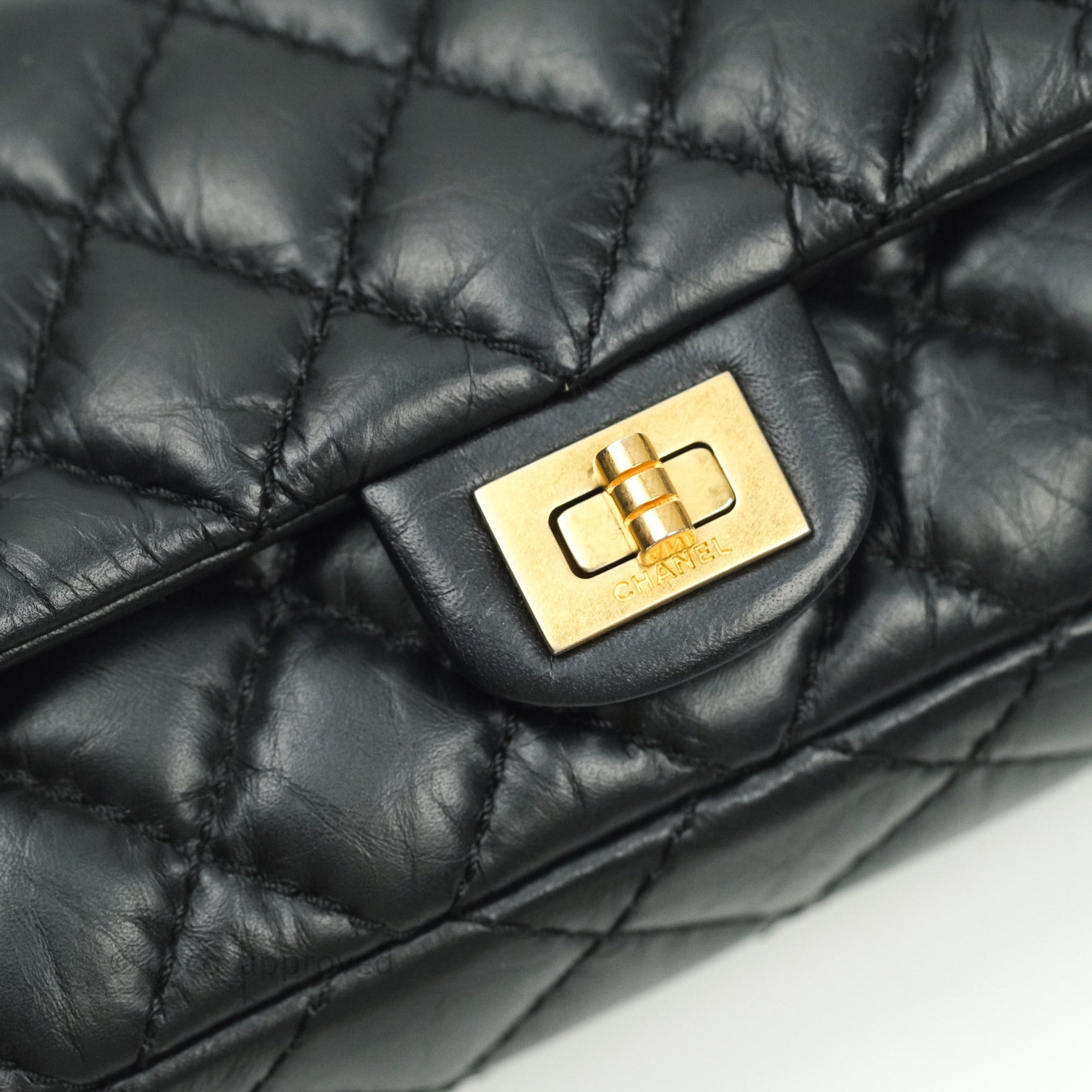 CHANEL Grained Calfskin Quilted 2.55 Reissue Flap Belt Bag Clutch Black  306108