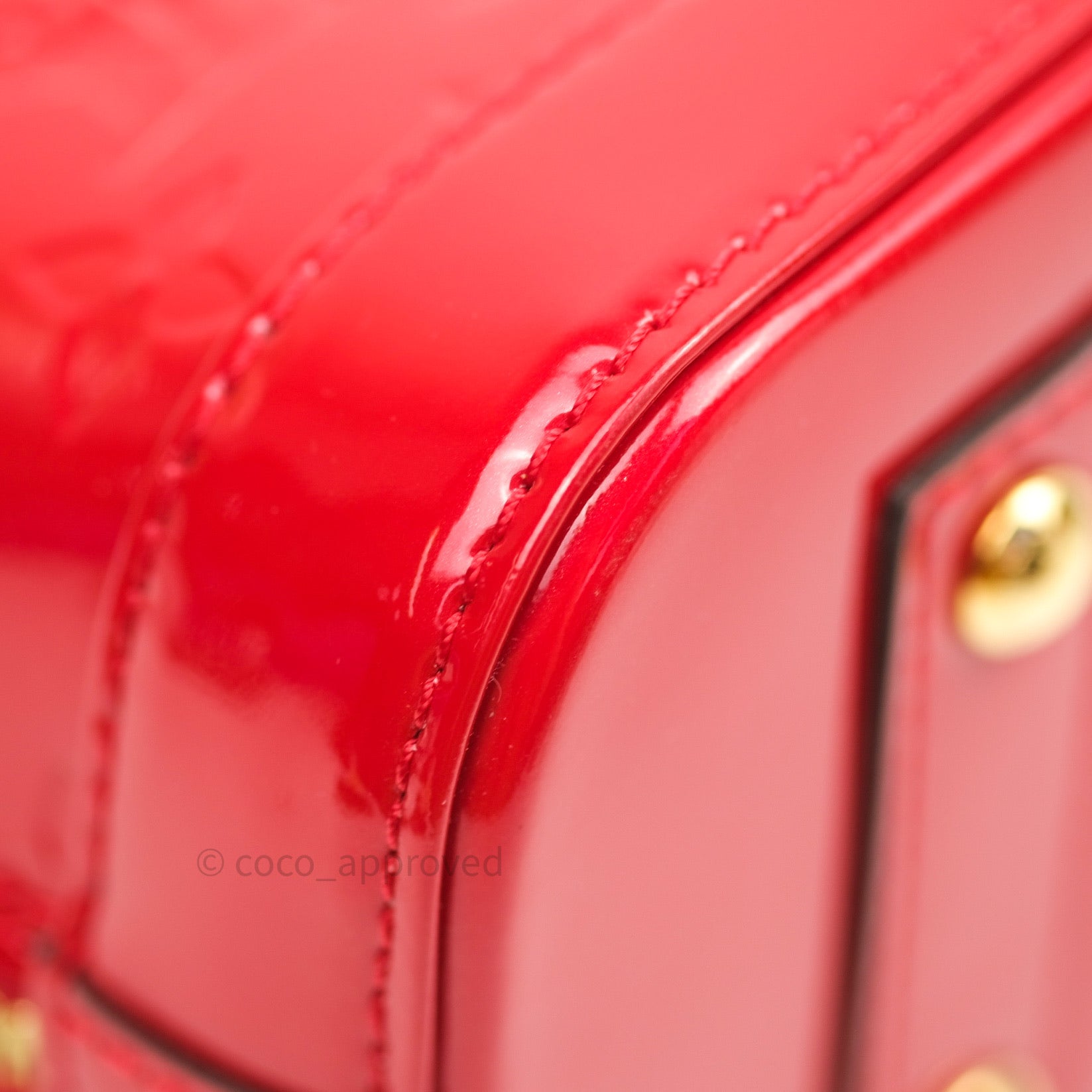 Louis Vuitton Red Vernis Miroir Alma BB Leather Patent leather ref.1019412  - Joli Closet
