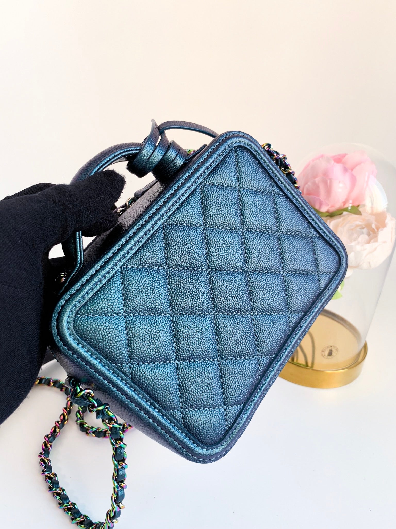 Chanel Iridescent Caviar Quilted Small CC Filigree Vanity Case