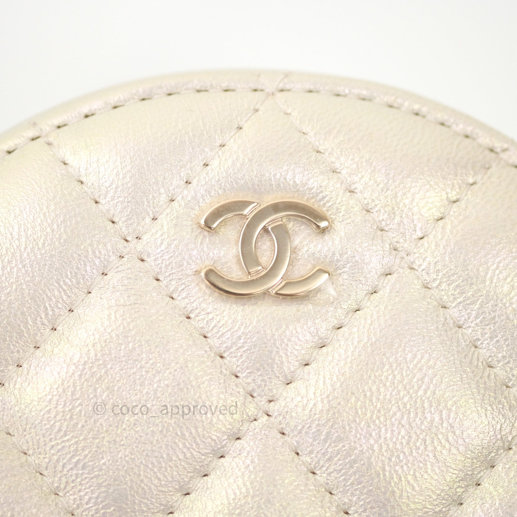 Chanel Mini Round Vanity Bag with Handle Ivory Caviar Gold Hardware 22 –  Coco Approved Studio