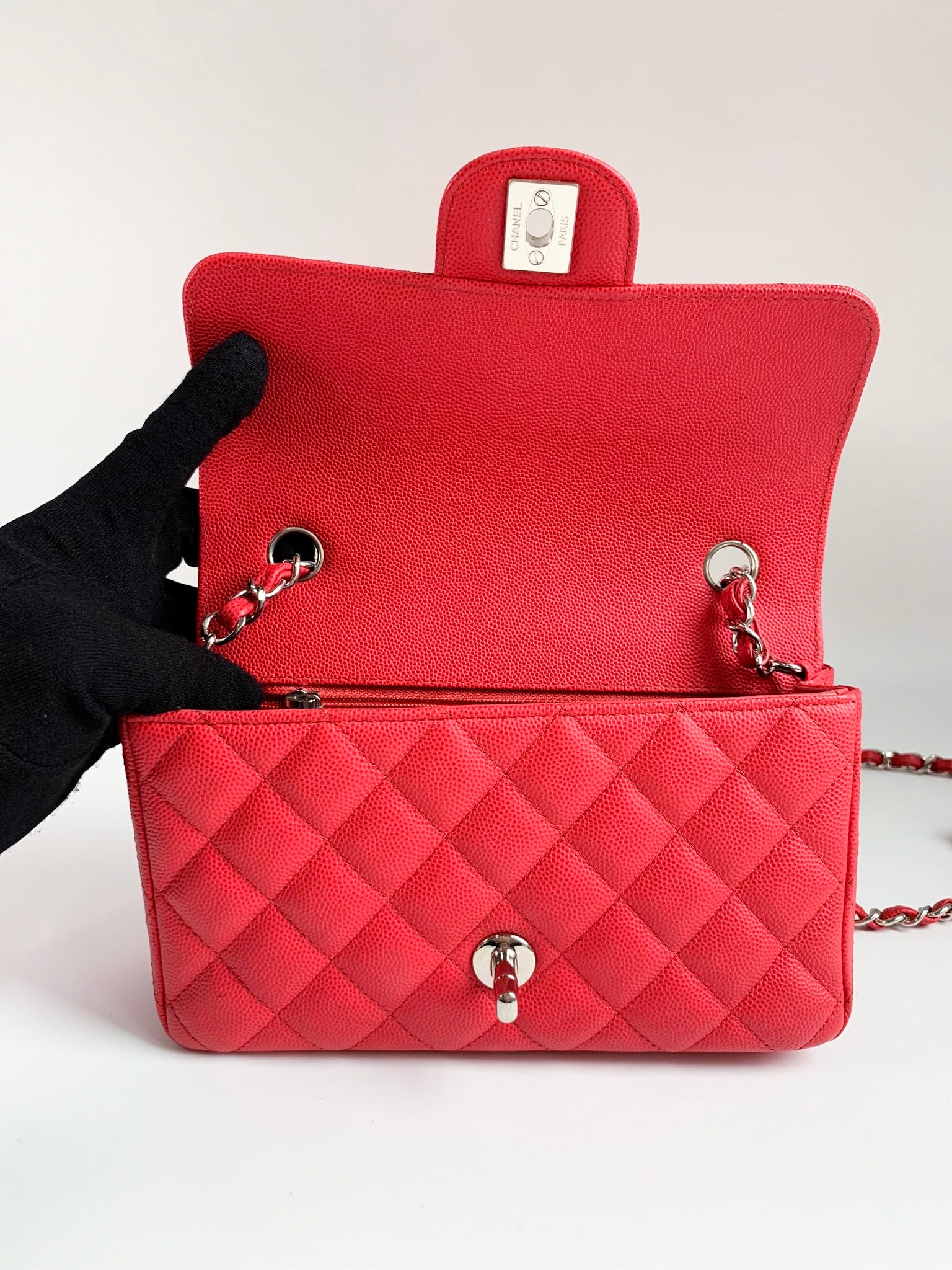 Chanel Classic Small Trued Red Caviar Lghw, Luxury, Bags & Wallets on  Carousell