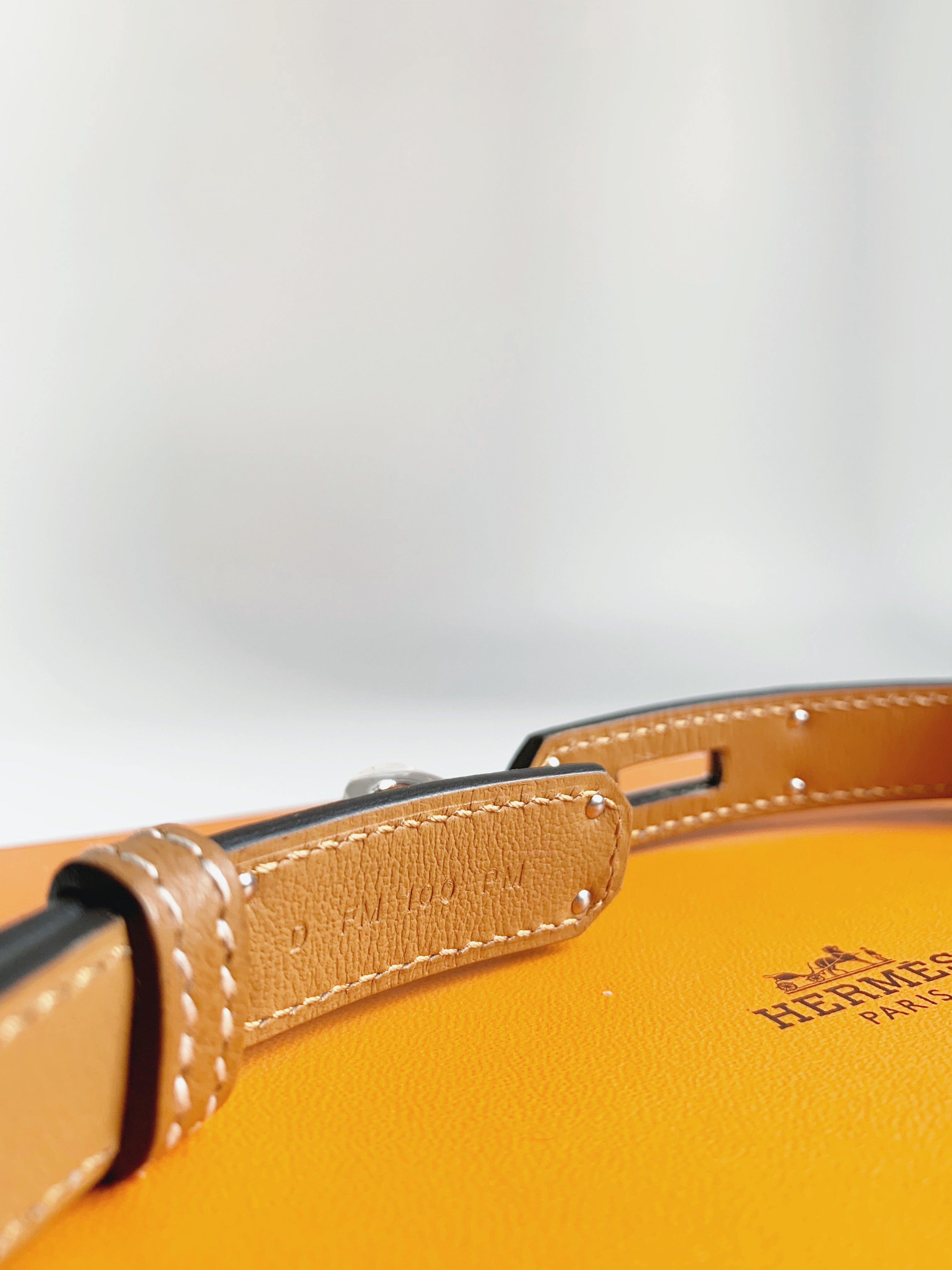 Hermès Kelly Buckle Belt Etoupe Epsom Palladium Hardware – Coco Approved  Studio