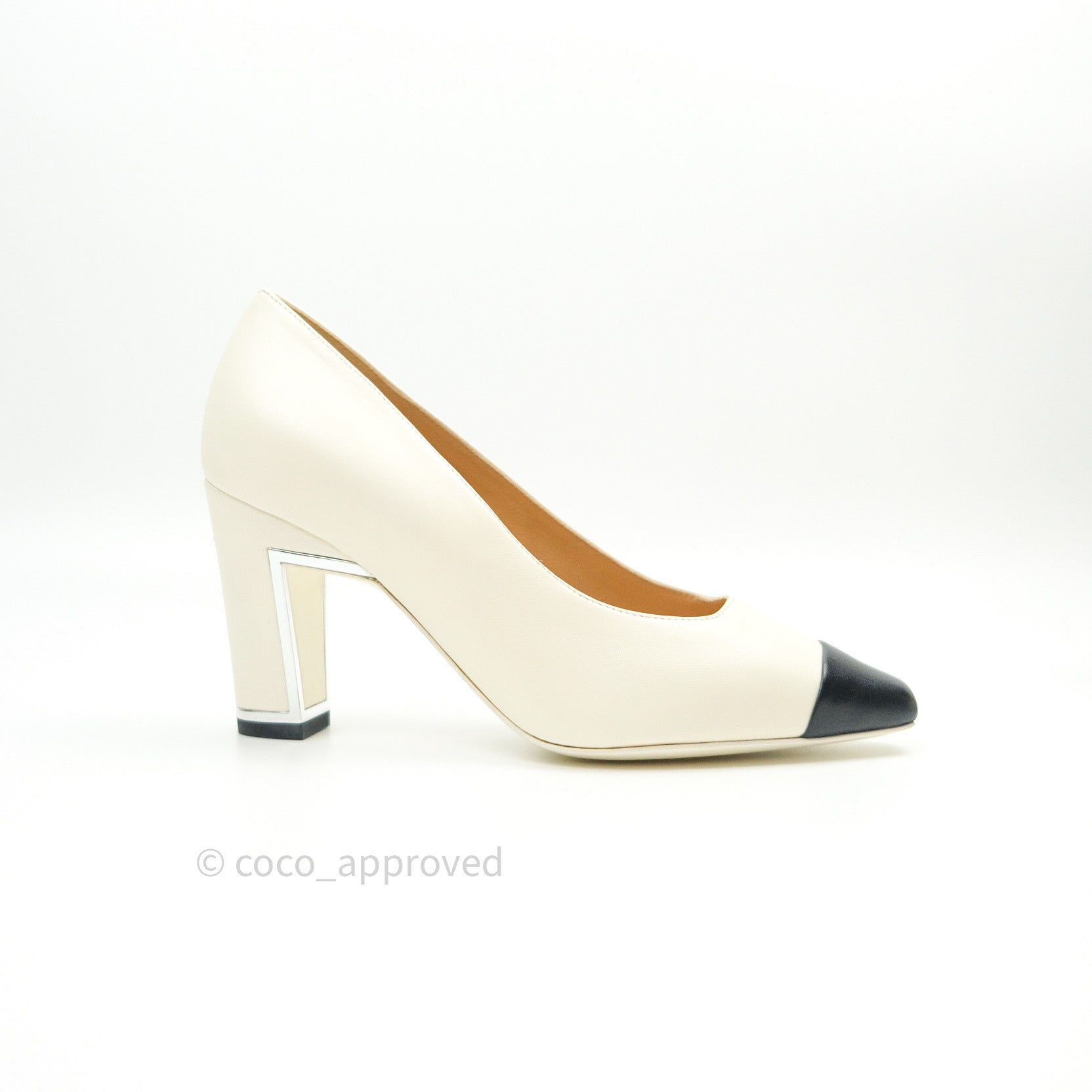 Chanel Classic Heels White Black Lambskin Shoes 36C – Coco Approved Studio