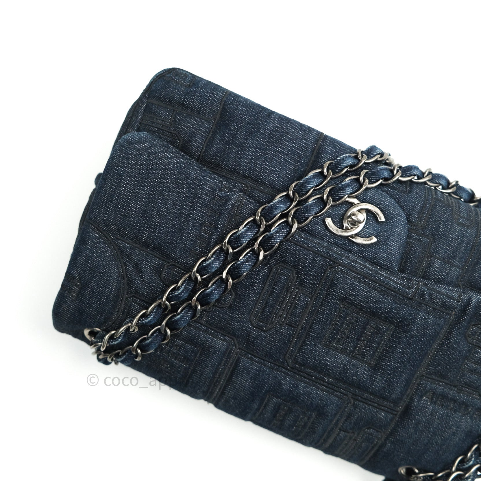 CHANEL Denim Flap Bag Chanel Charm - Chelsea Vintage Couture