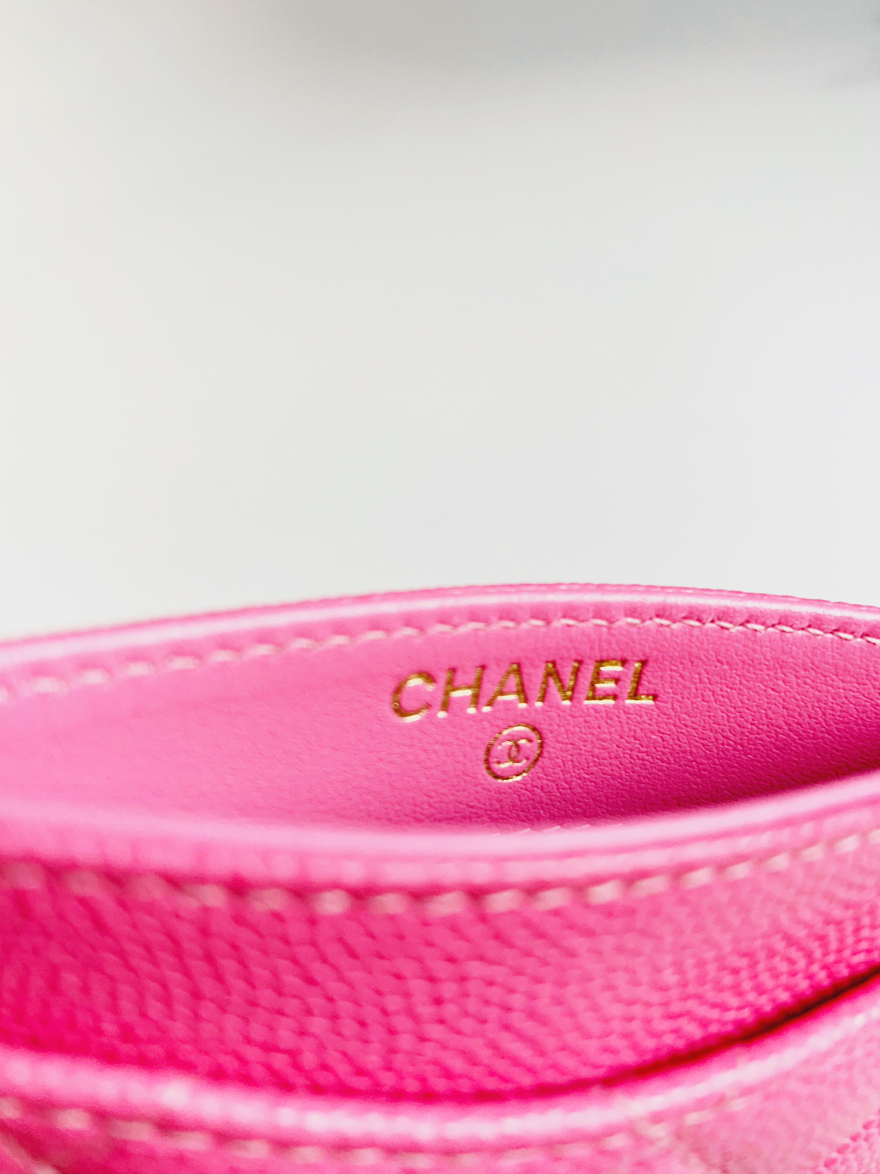 CHANEL, Accessories, Chanel 23p Diamond Lattice Collection Pink Zip Card  Holder W Gold Hardware