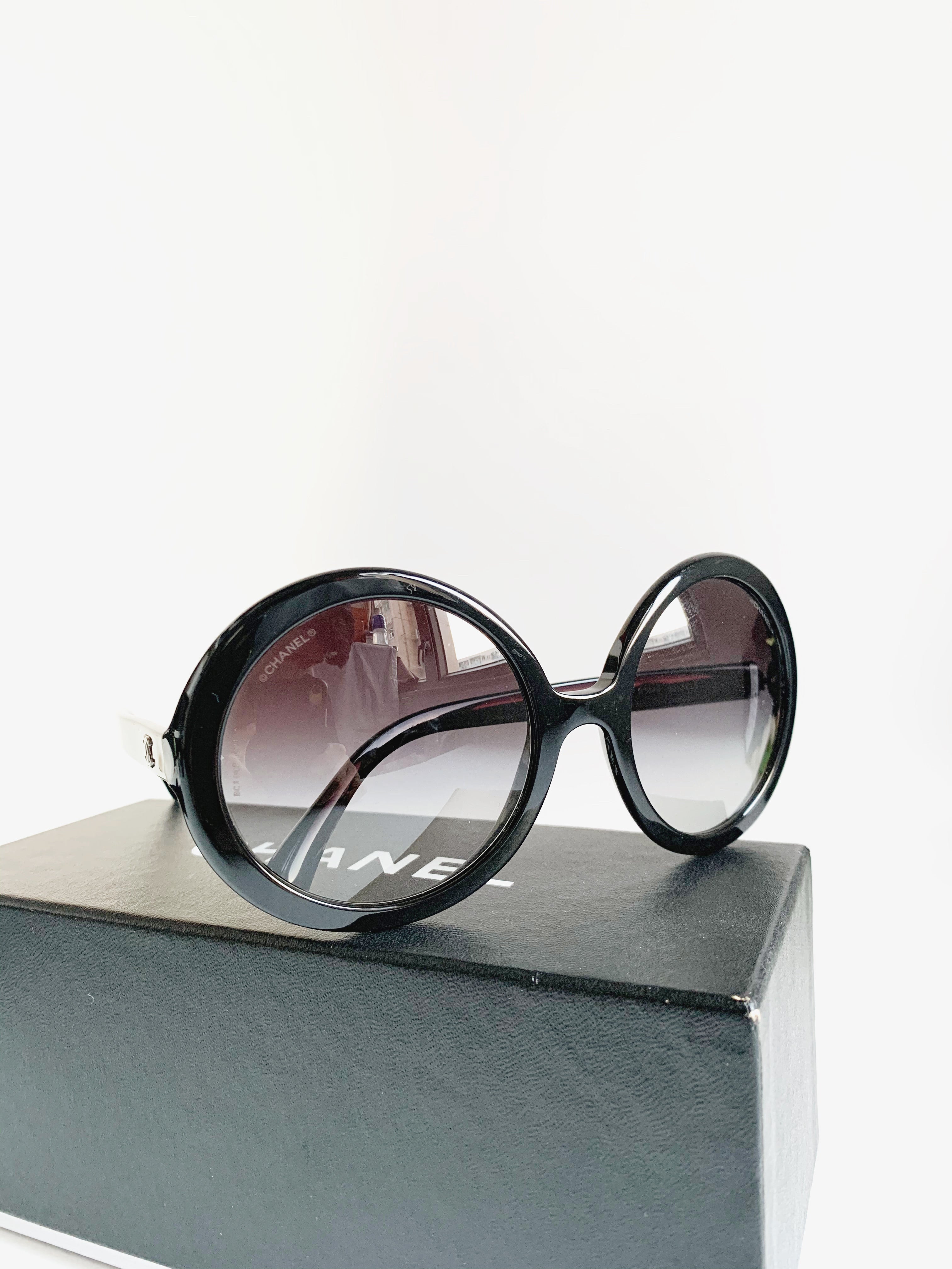Chanel Round Sunglasses (SHF-18753) – LuxeDH