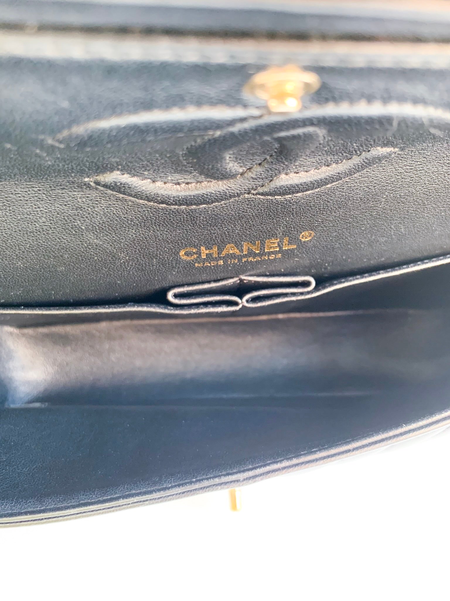 Chanel Black Medium Classic Flap in Lambskin with 24K Light Gold Hardw –  CCSYESPLSSG