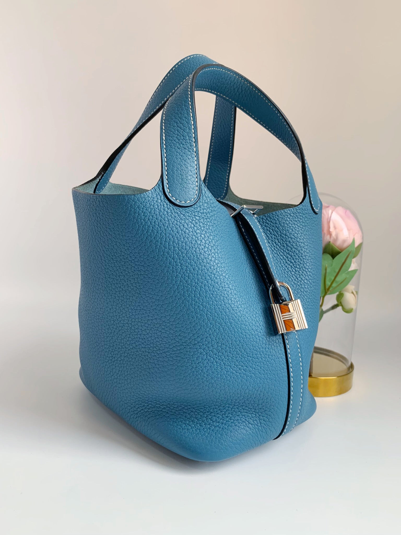 Hermès Turquoise 26 Picotin Clemence Taurillon ○ Labellov ○ Buy