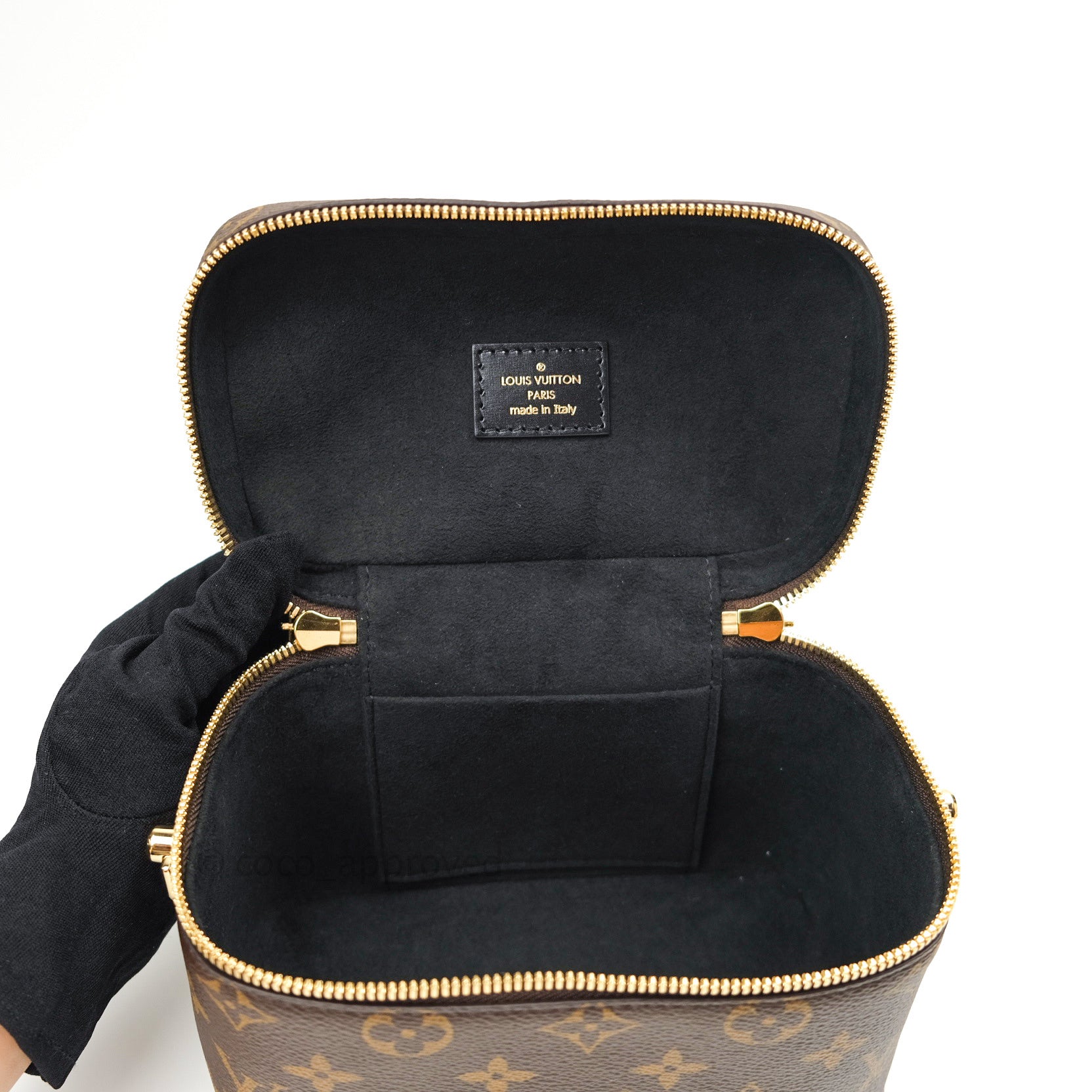 Louis Vuitton Nice Vanity Case By The Pool Monogram Giant BB at