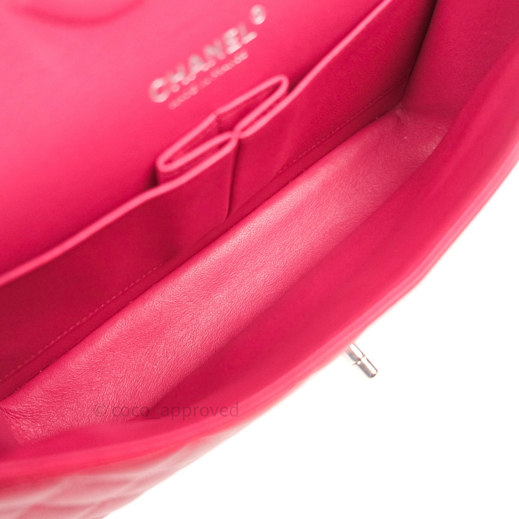 Chanel Red Wicker Classic Flap Shoulder Bag – Ladybag International