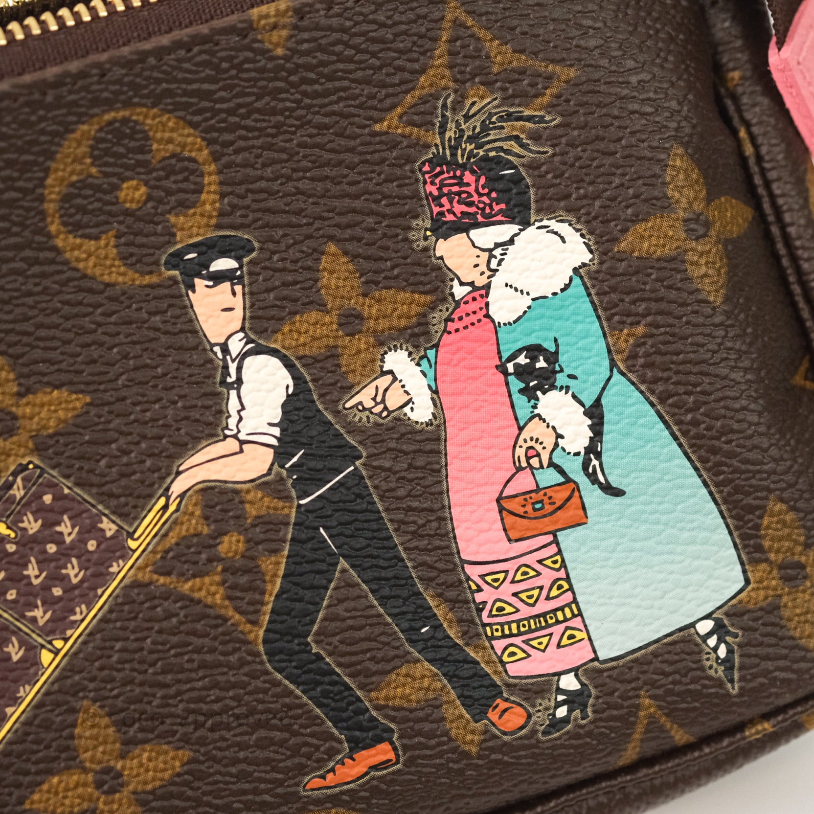 Louis Vuitton Mini Pochette Accessories⁣ Monogram Christmas – Coco Approved  Studio