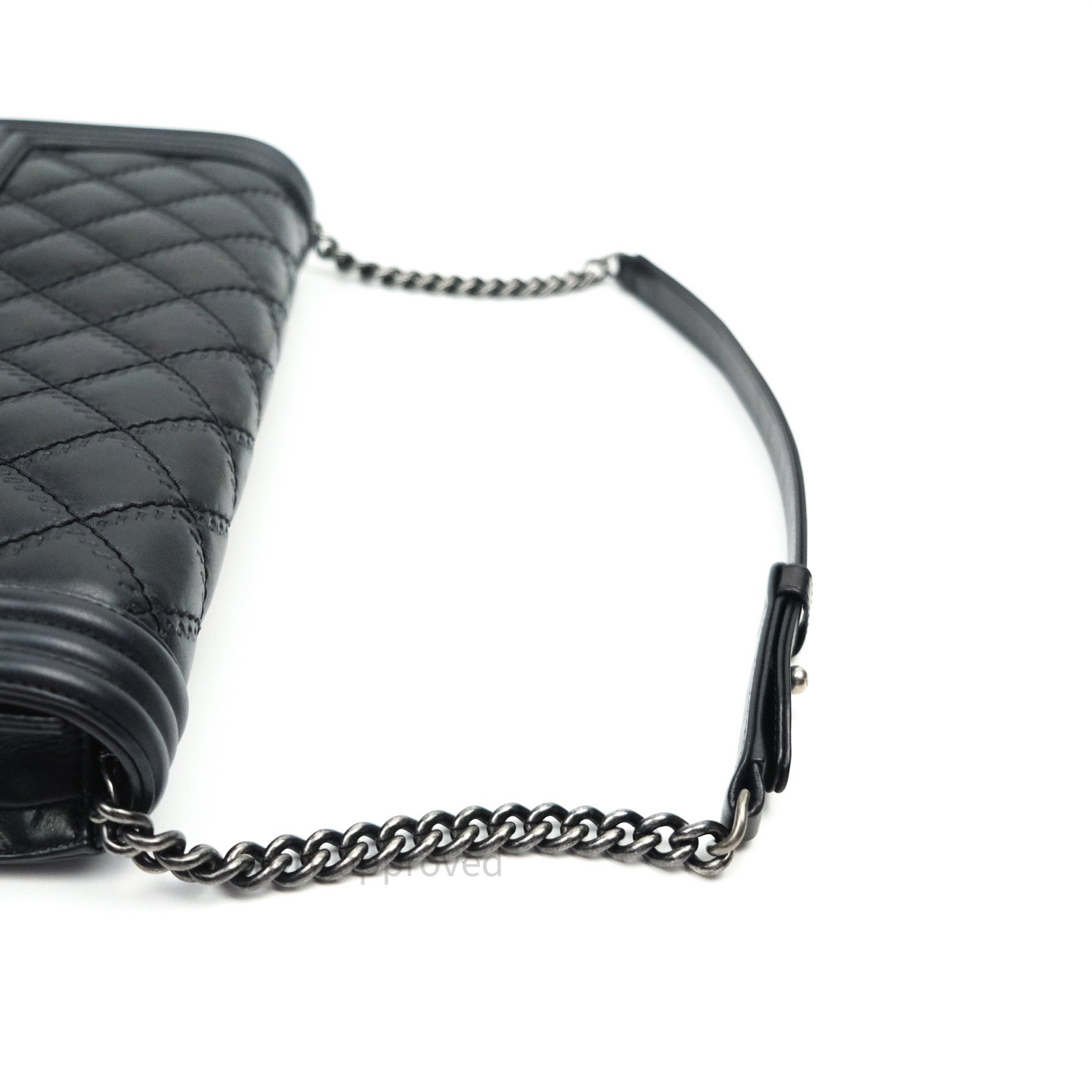 CHANEL Chain Shoulder Bag Clutch Black Quilted Flap Lambskin Purse Leather  ref.349203 - Joli Closet