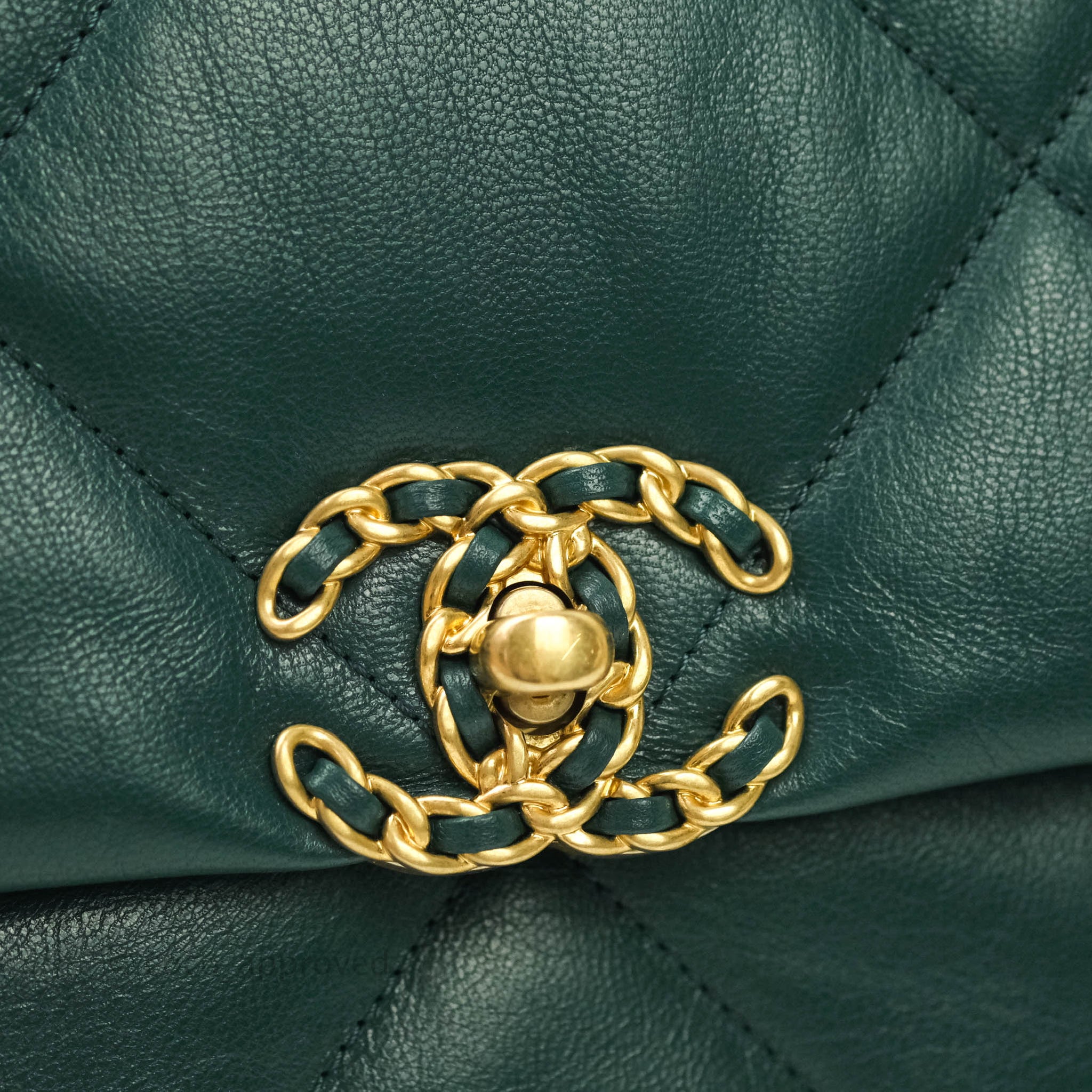 Chanel 19 Medium Dark Green Mixed Hardware Goatskin – Coco