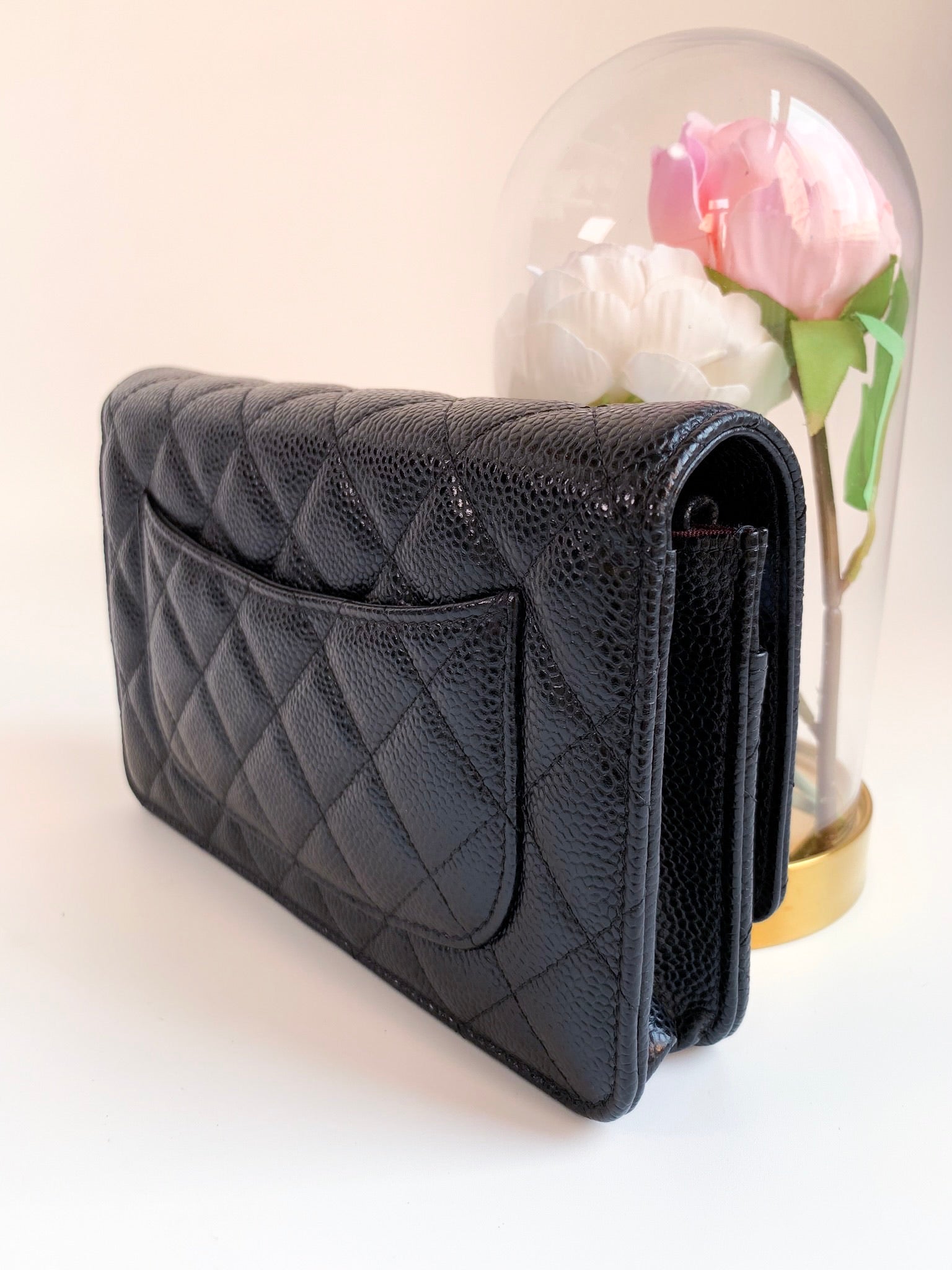 Chanel Classic Wallet On Chain, Luxury, Bags & Wallets on Carousell
