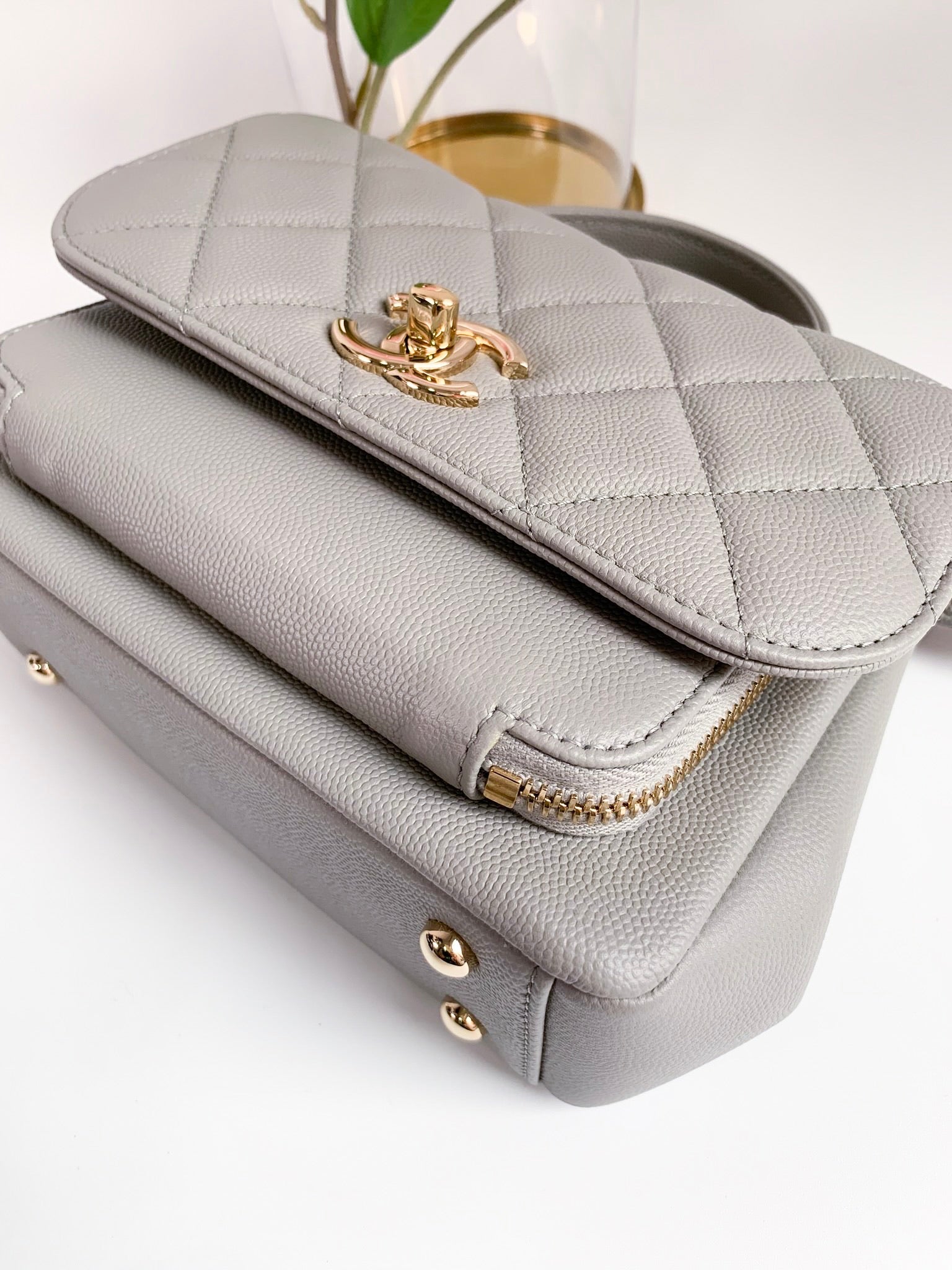 Chanel Caviar Quilted Small Business Affinity Flap Grey Light Gold