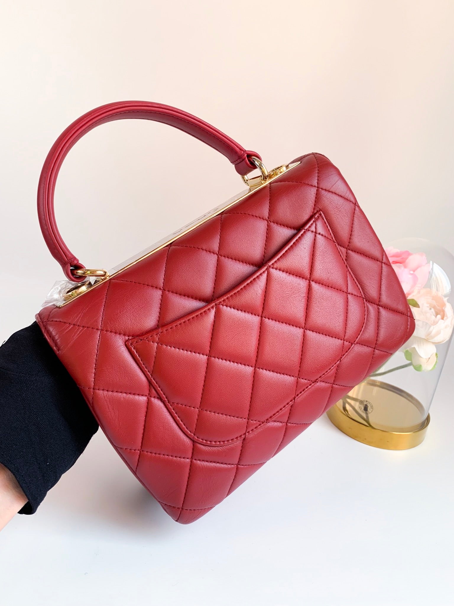 Trendy CC Chanel Handbags Red Leather ref.631501 - Joli Closet