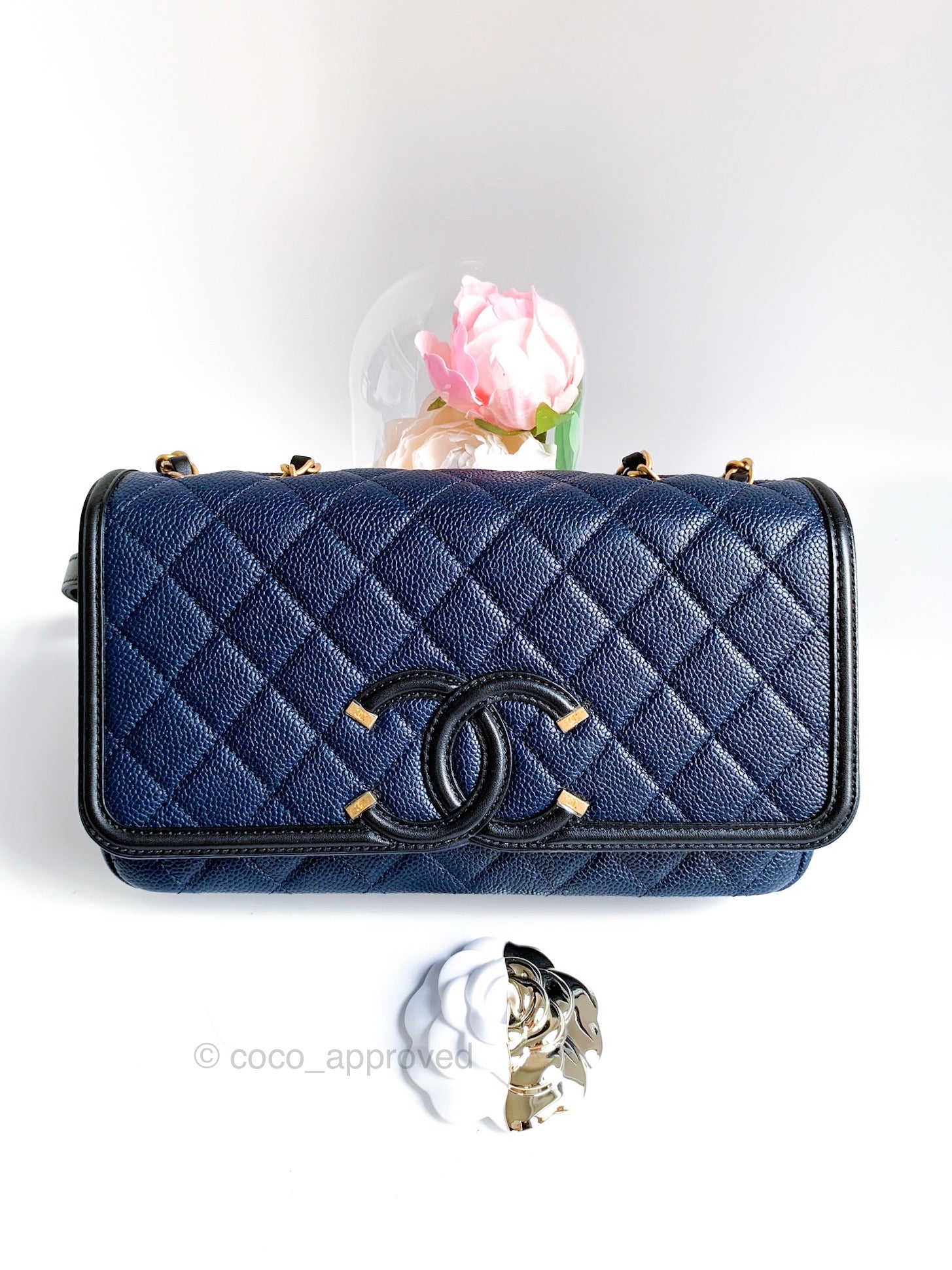 Chanel Quilted Medium CC Filigree Flap Navy Black Caviar – Coco