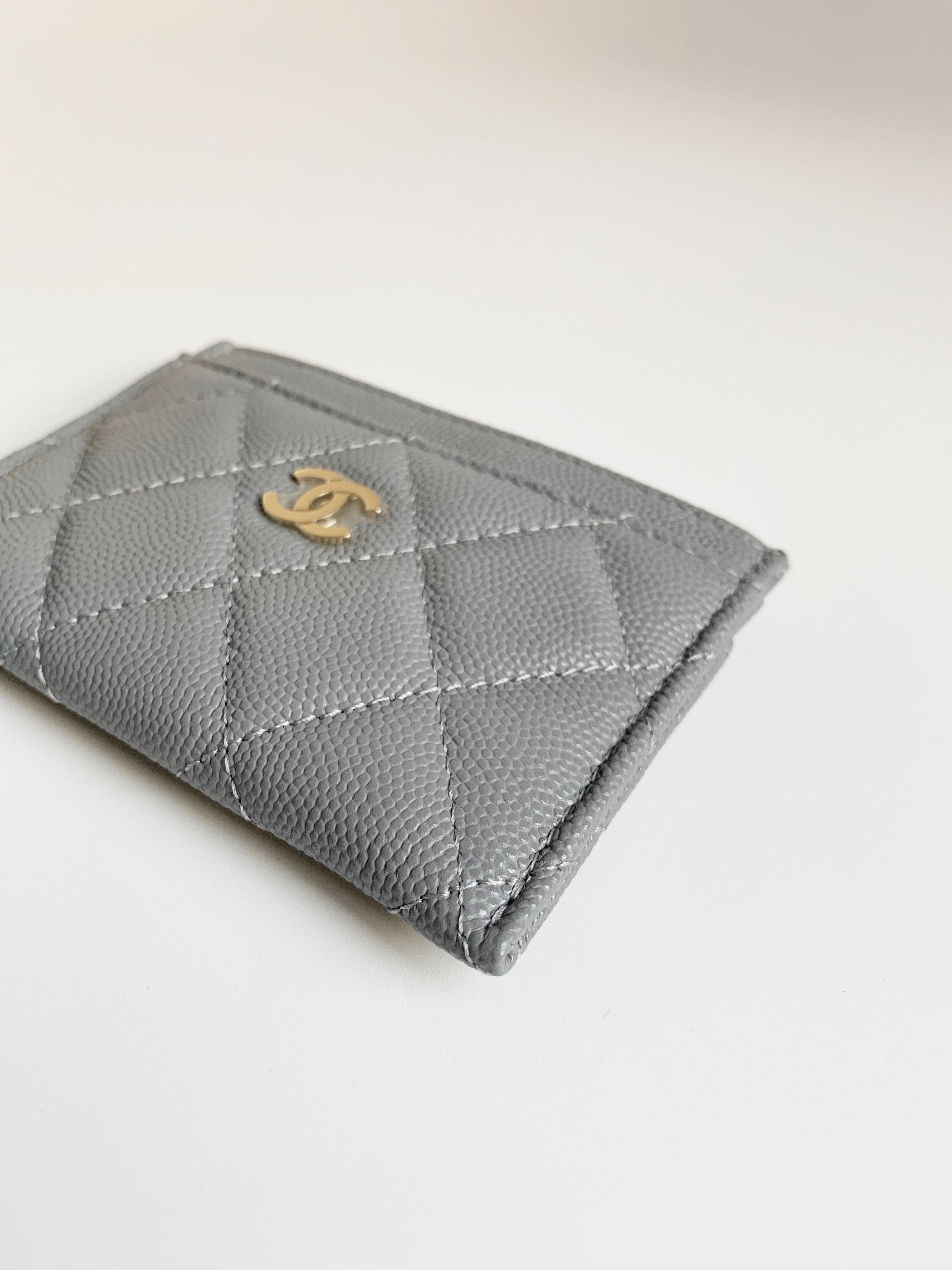 Chanel Caviar Quilted Card Holder Grey Light Gold Hardware – Coco Approved  Studio
