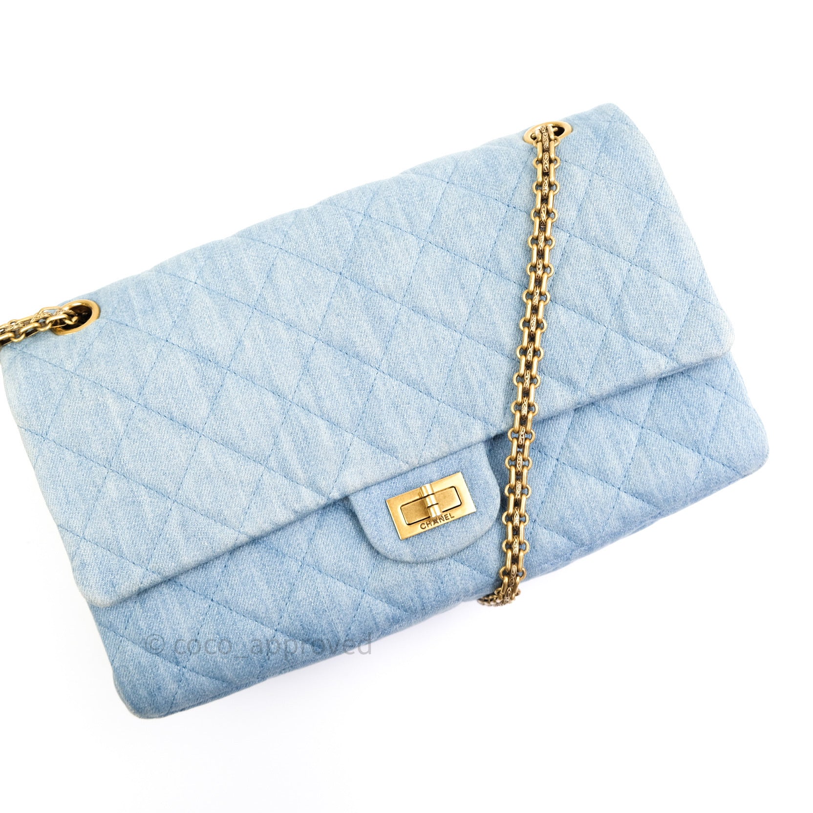 Chanel Blue Quilted Iridescent Calfskin Reissue Flap O-Card Holder Gold  Color Hardware, 2019 Available For Immediate Sale At Sotheby's